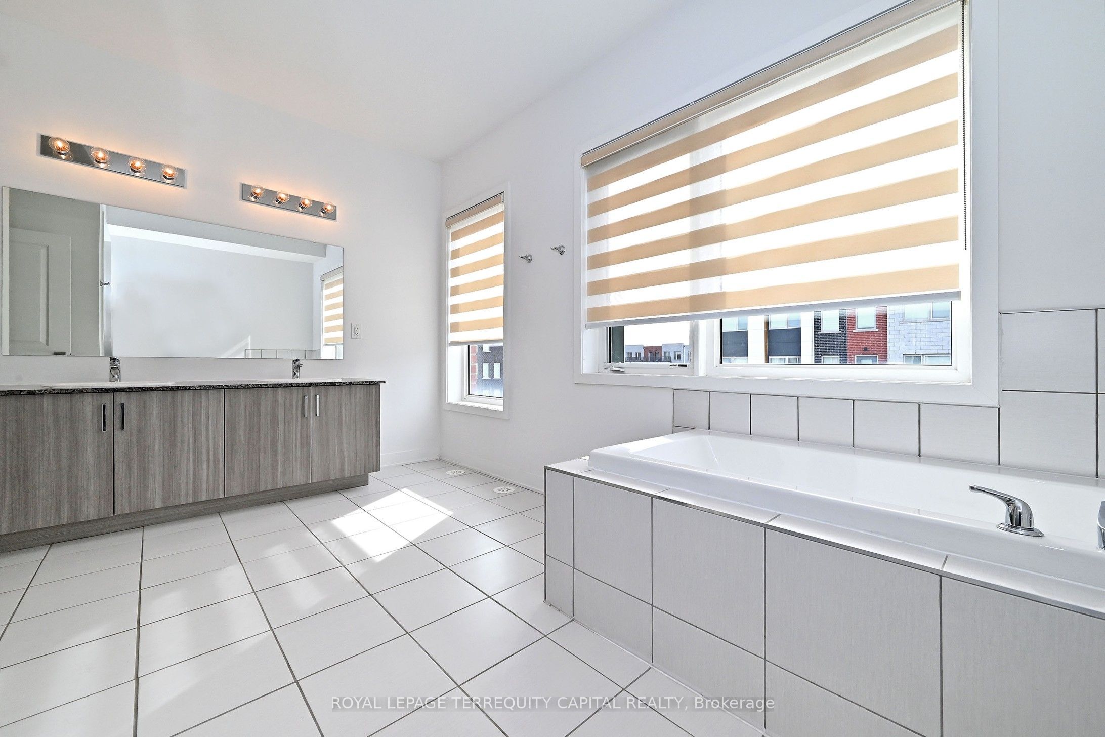 101 William Duncan Road Property Photo 36