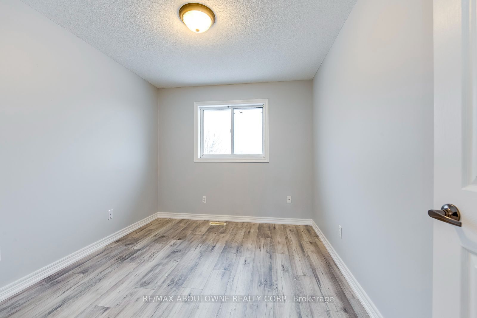 5160 Bird Boulevard Property Photo 8