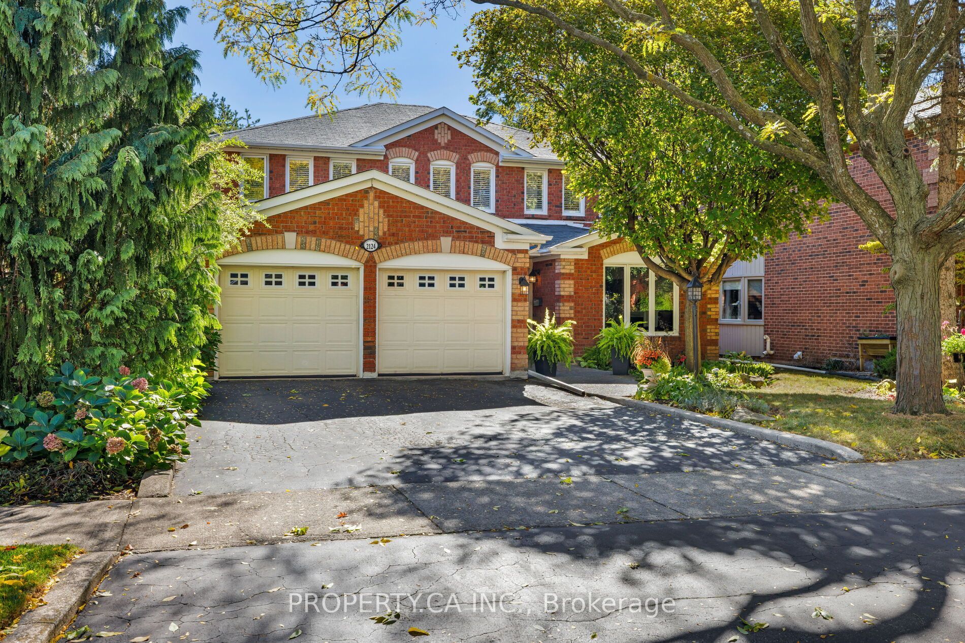2124 Langtry Drive Property Photo 1