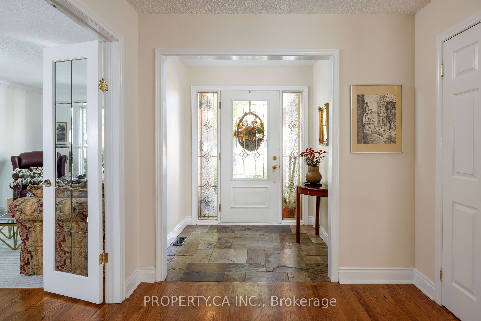 2124 Langtry Drive Property Photo 4