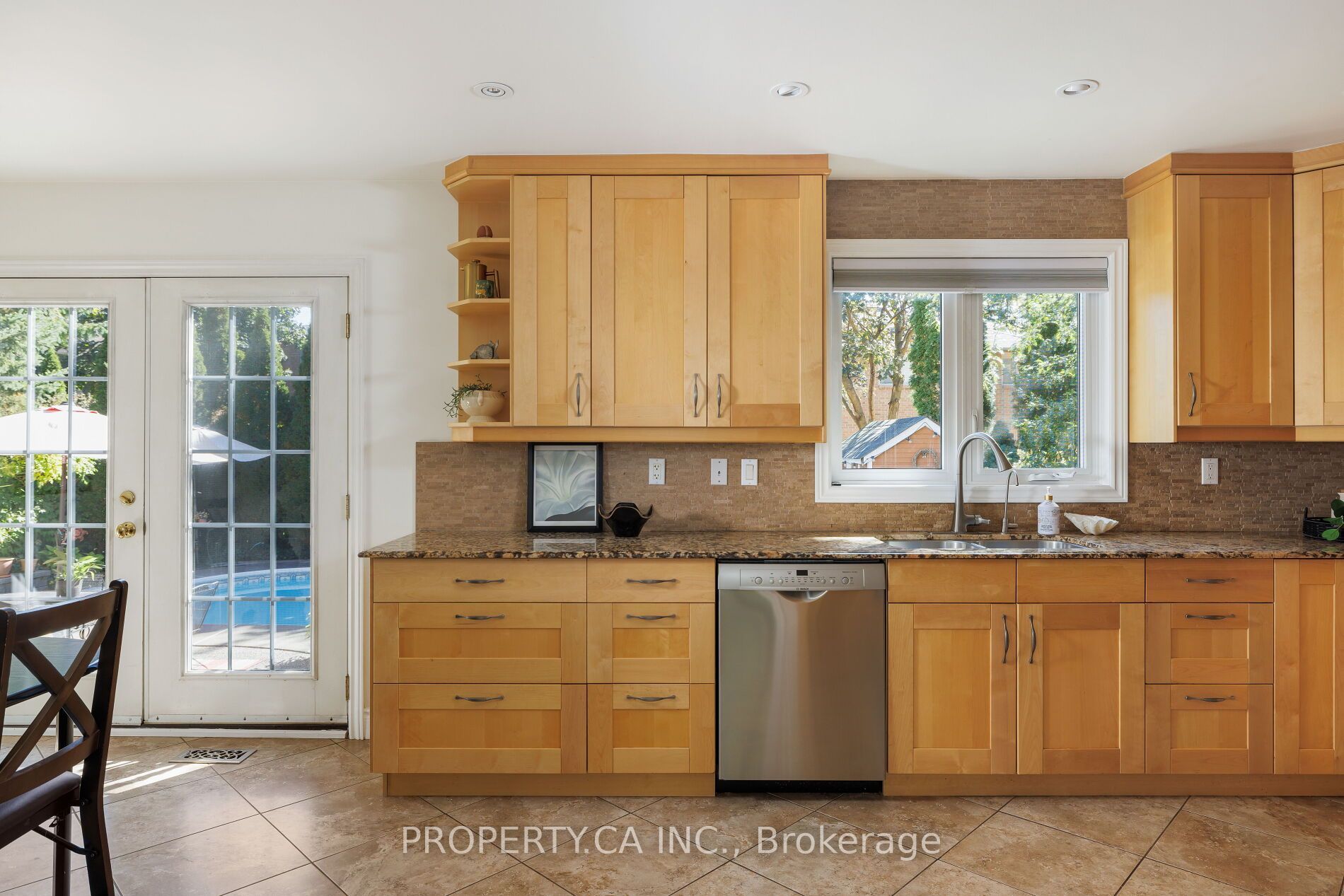 2124 Langtry Drive Property Photo 10