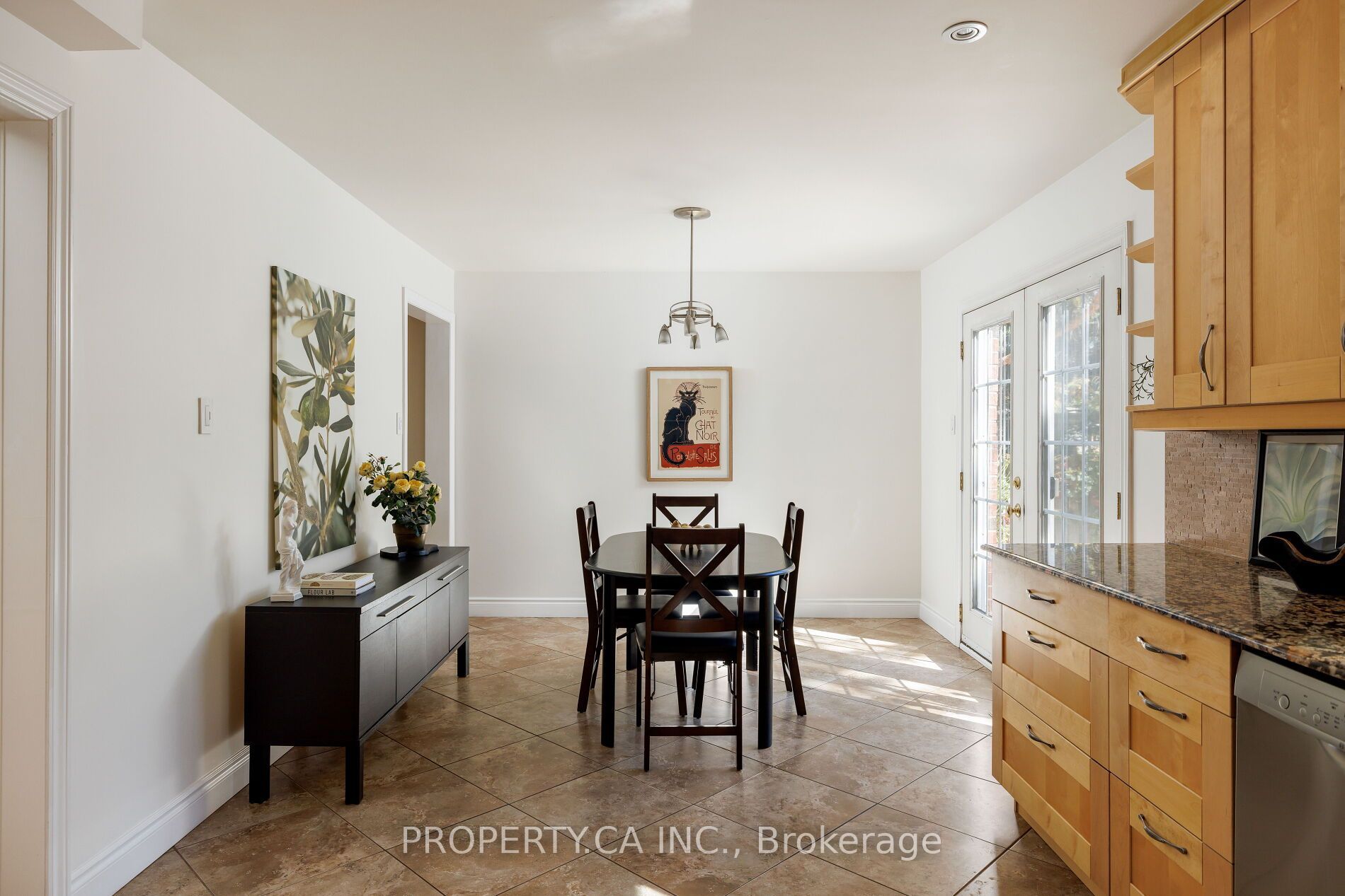 2124 Langtry Drive Property Photo 14