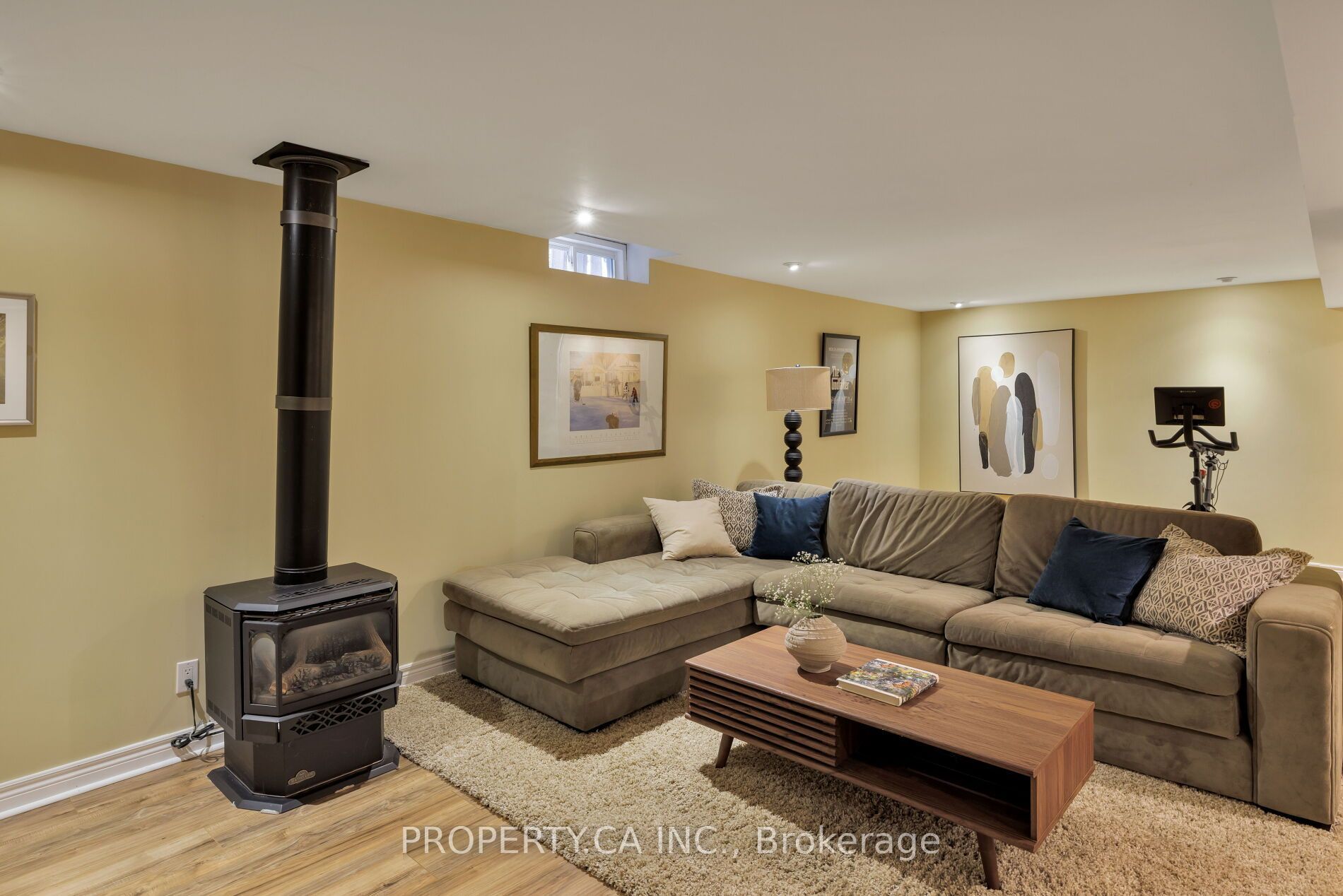 2124 Langtry Drive Property Photo 40
