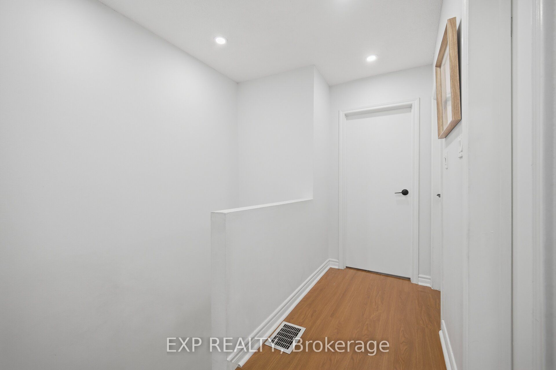 157 Moregate Crescent Property Photo 19