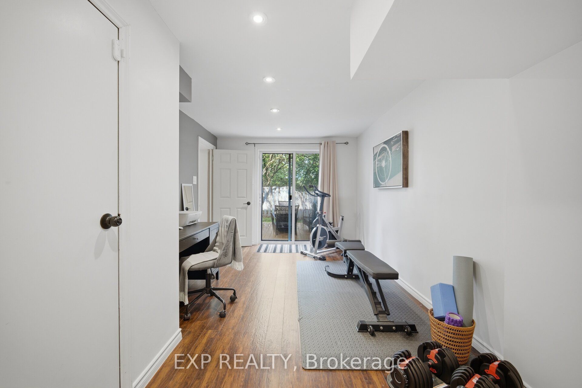 157 Moregate Crescent Property Photo 33