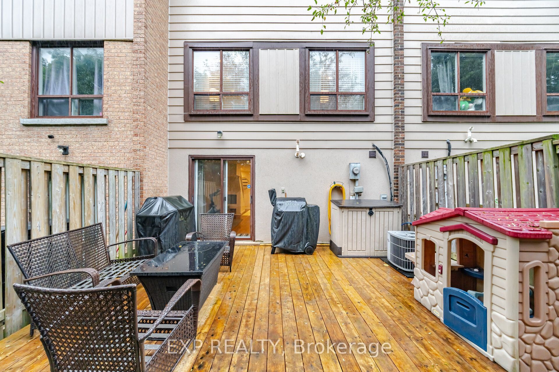 157 Moregate Crescent Property Photo 38
