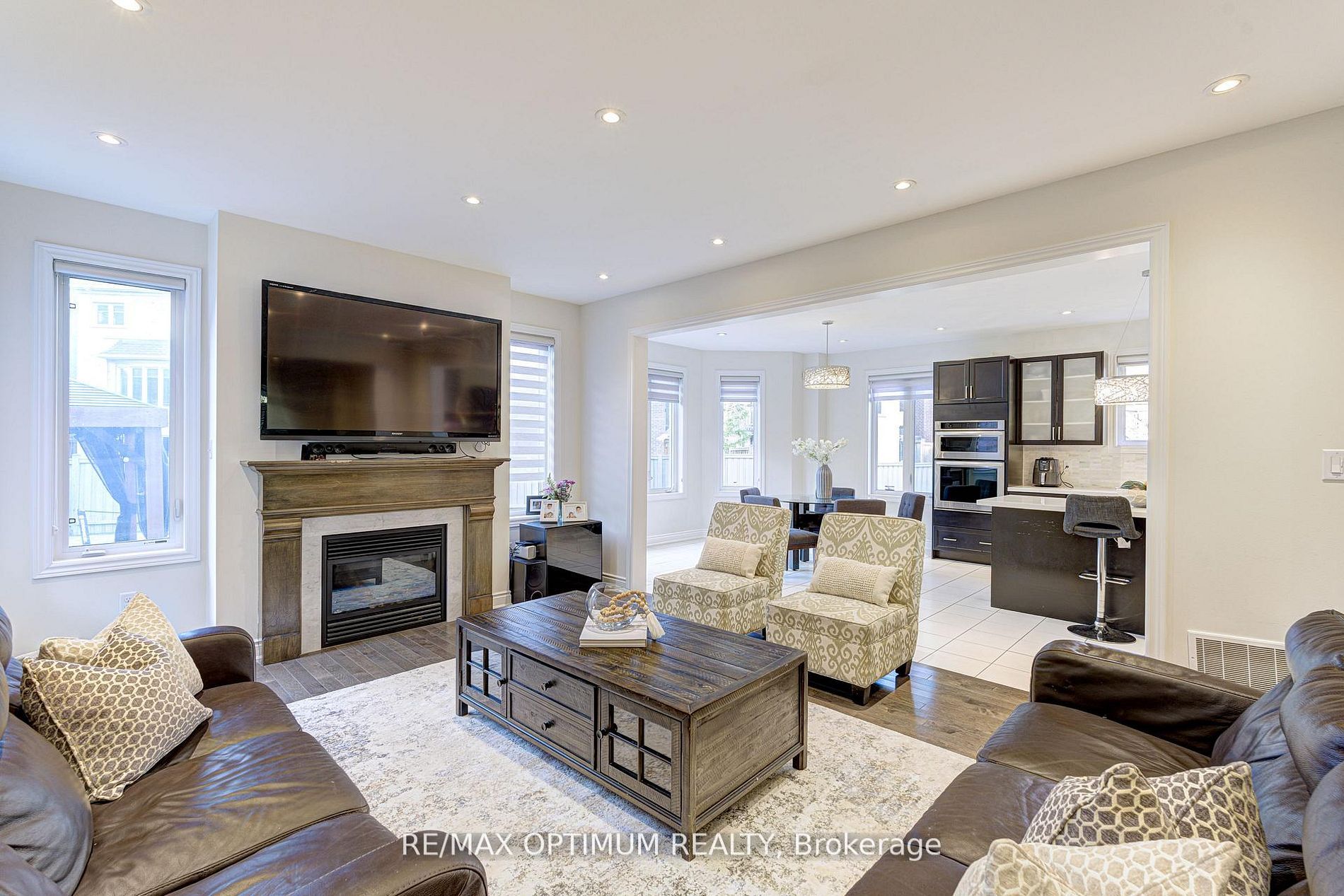 18 Deanston Court Property Photo 16