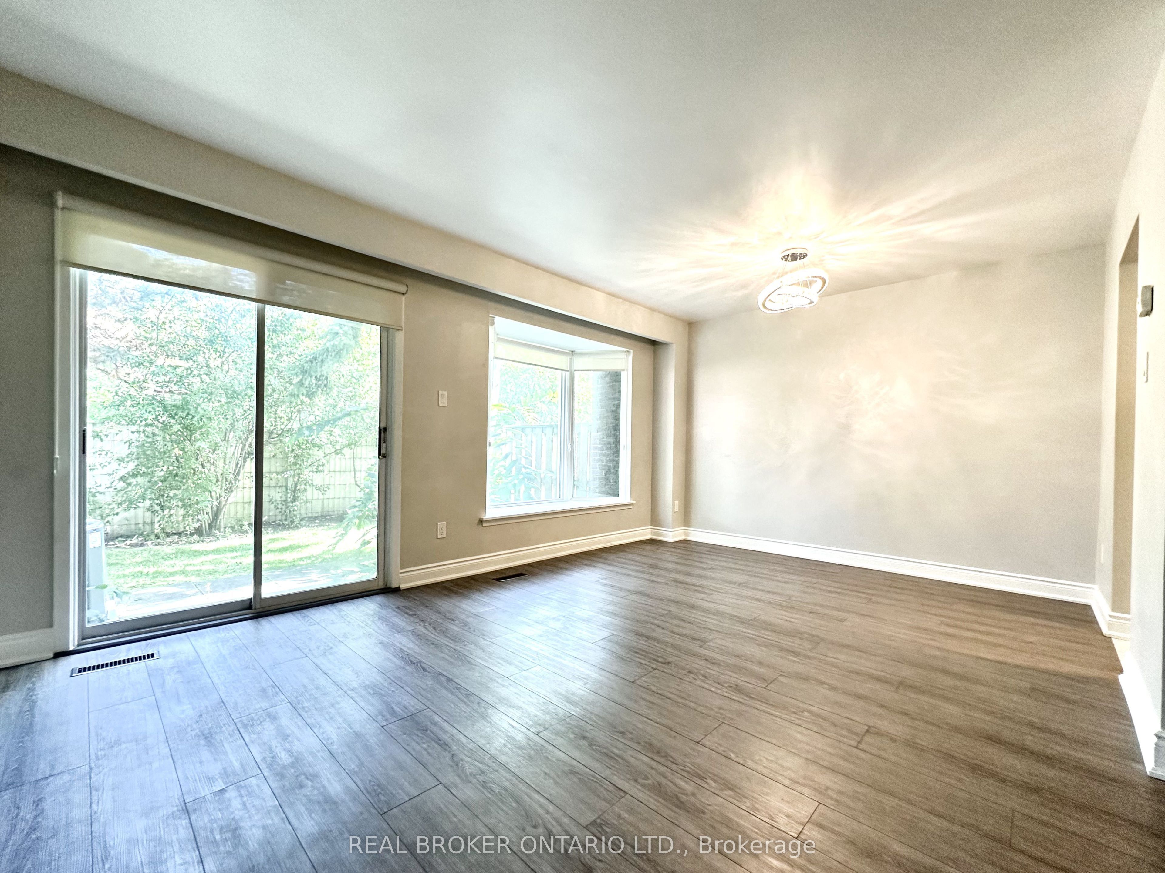 1485 Gulleden Drive 8 Property Photo 6