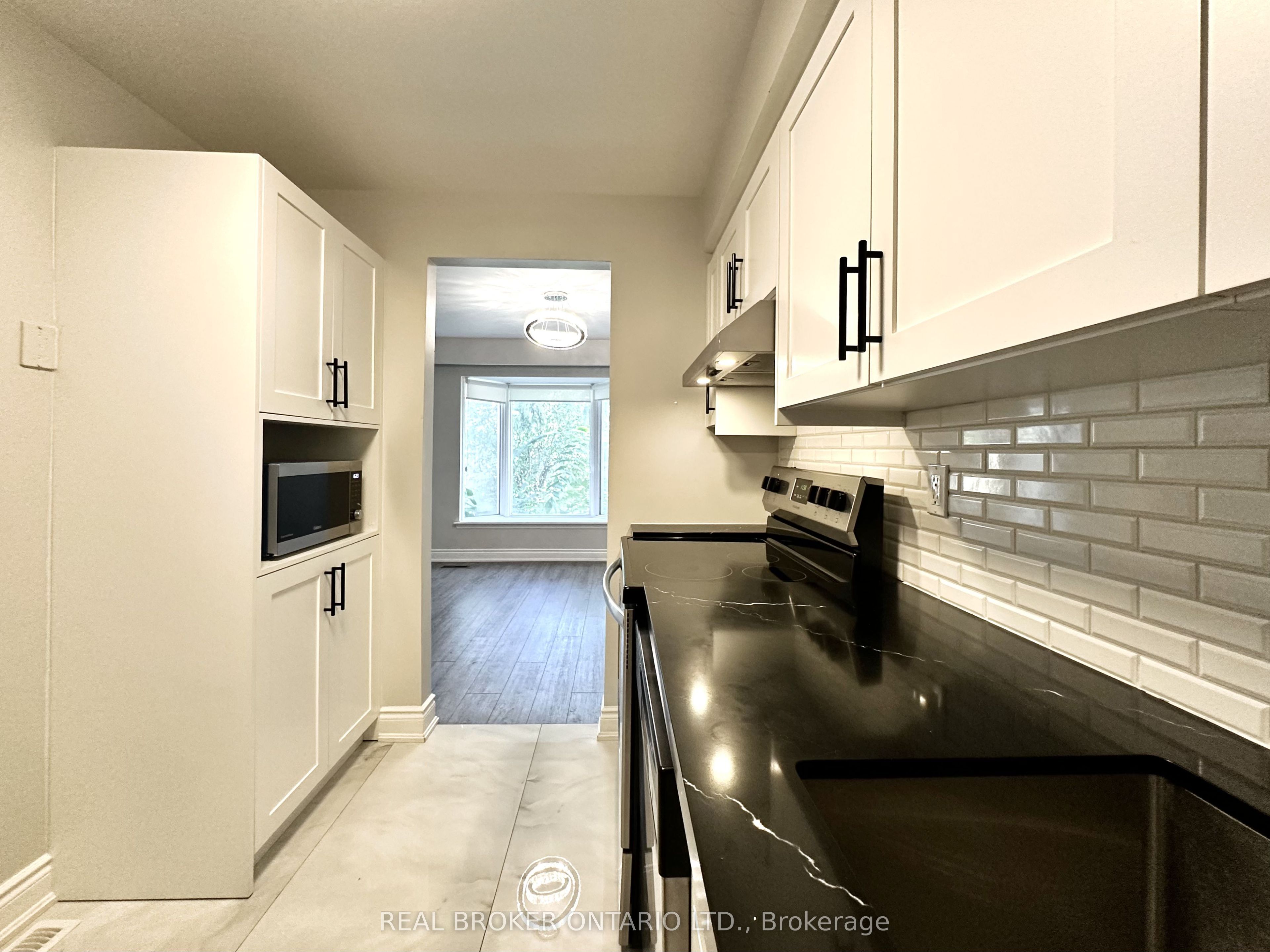 1485 Gulleden Drive 8 Property Photo 13