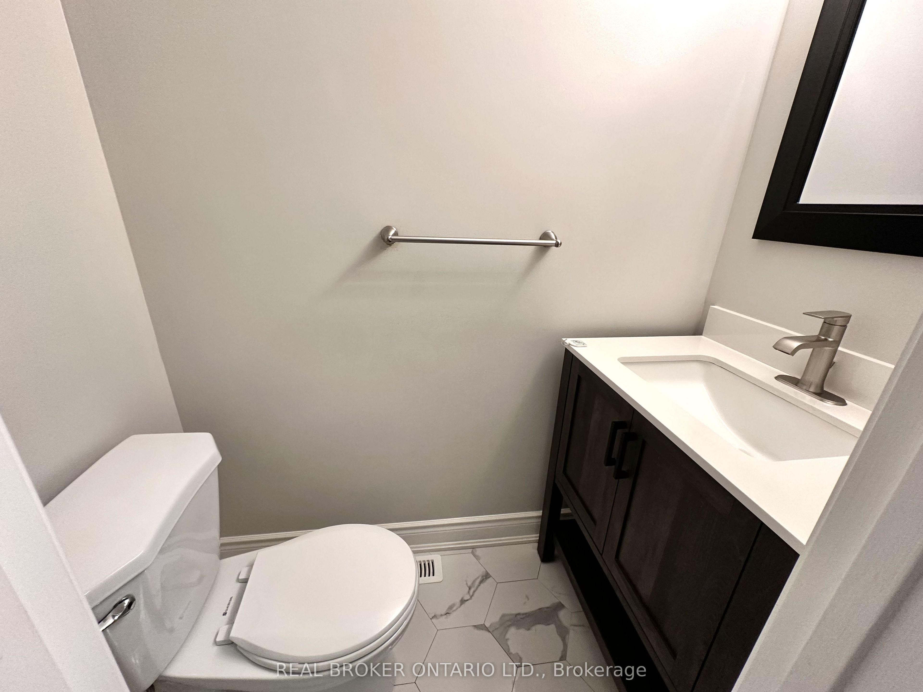 1485 Gulleden Drive 8 Property Photo 14