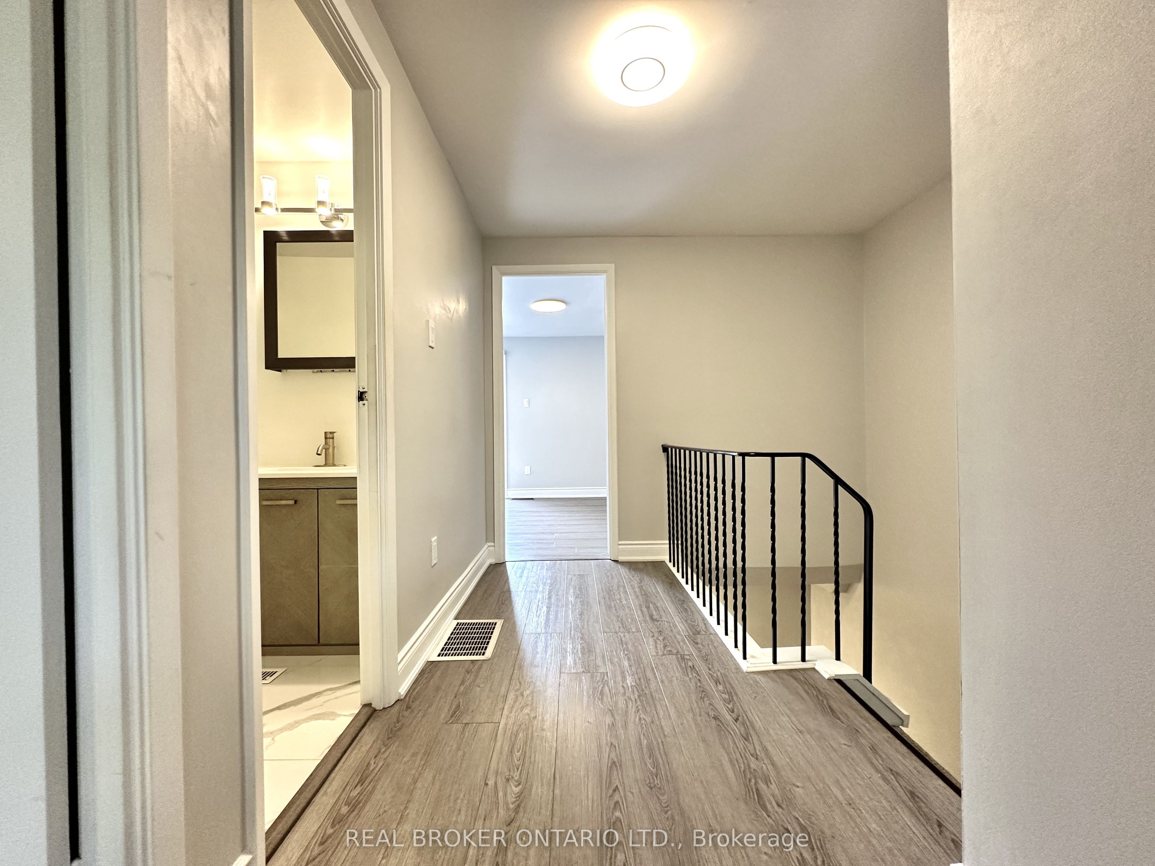 1485 Gulleden Drive 8 Property Photo 18