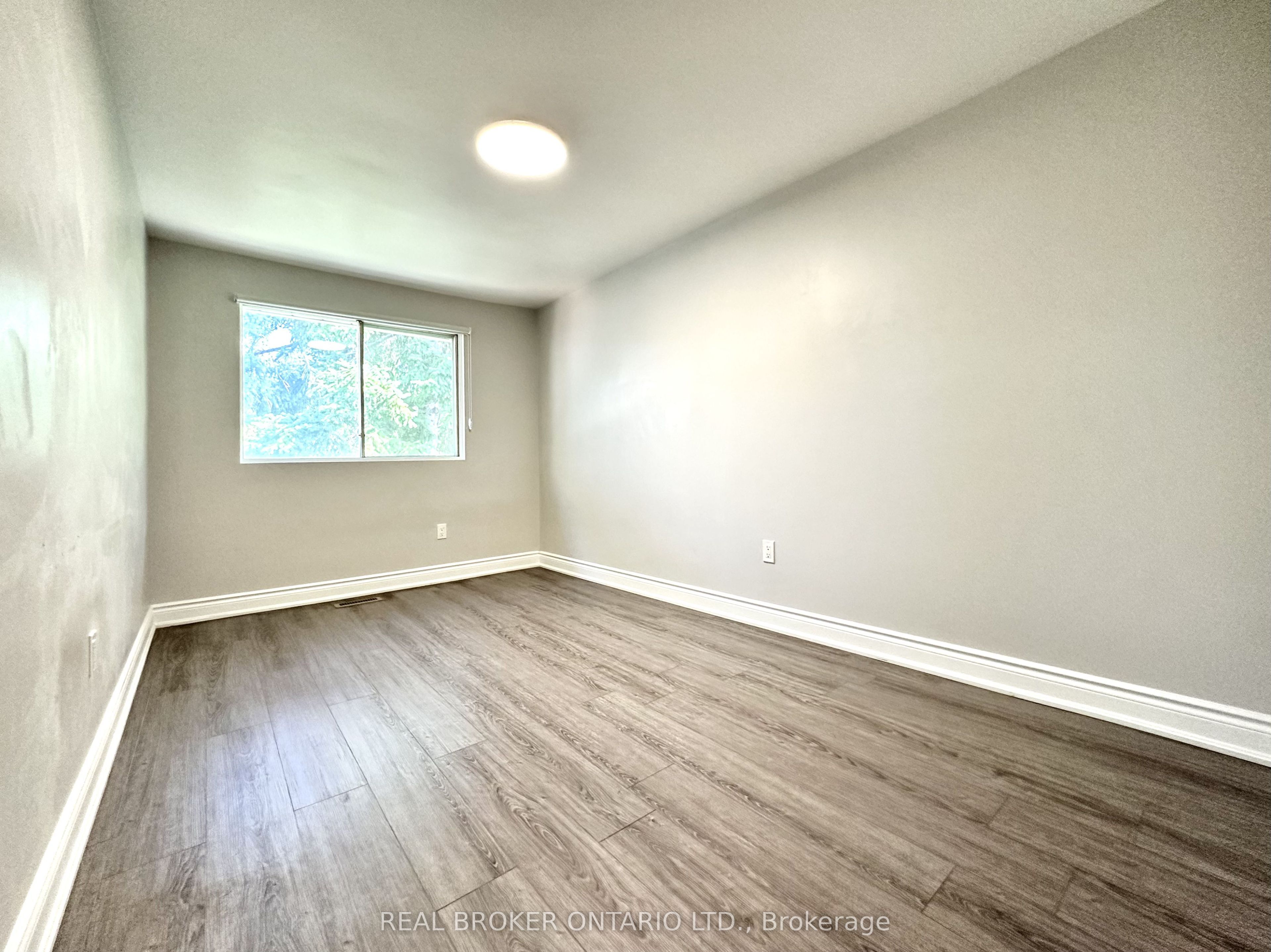 1485 Gulleden Drive 8 Property Photo 30