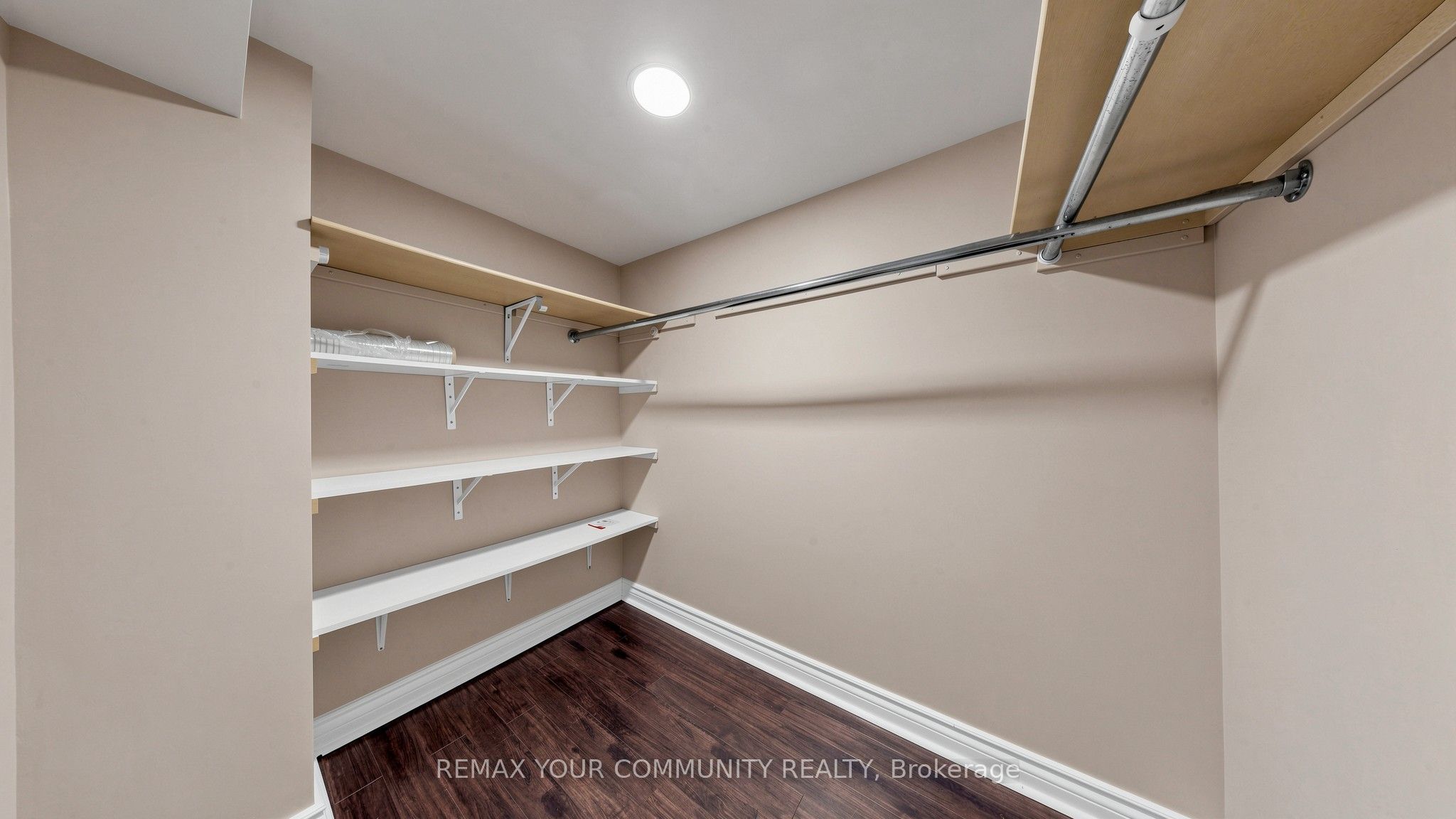 13 Tenth Street Property Photo 34