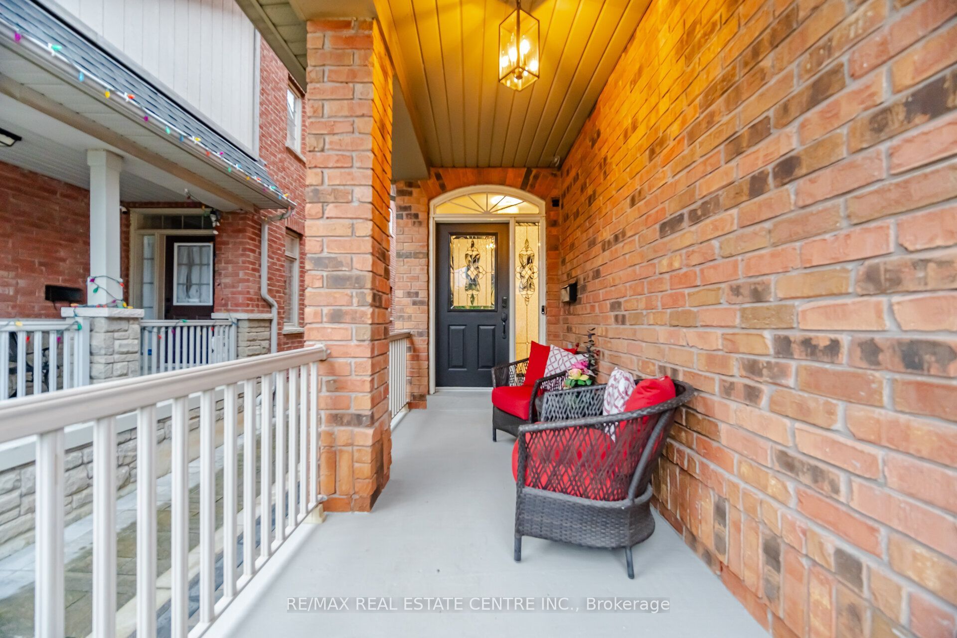 4804 Glasshill Grove Property Photo 6