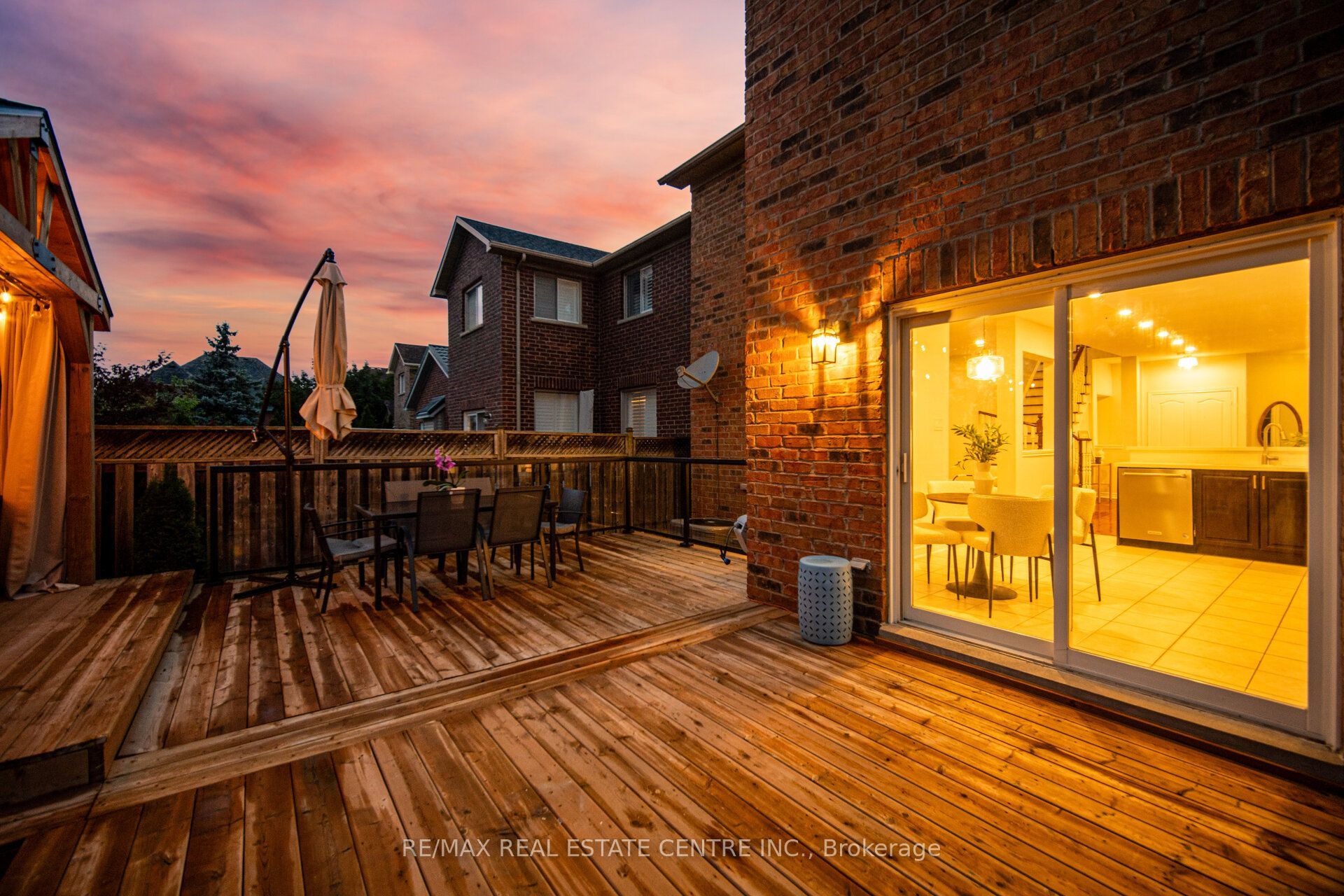 4804 Glasshill Grove Property Photo 41