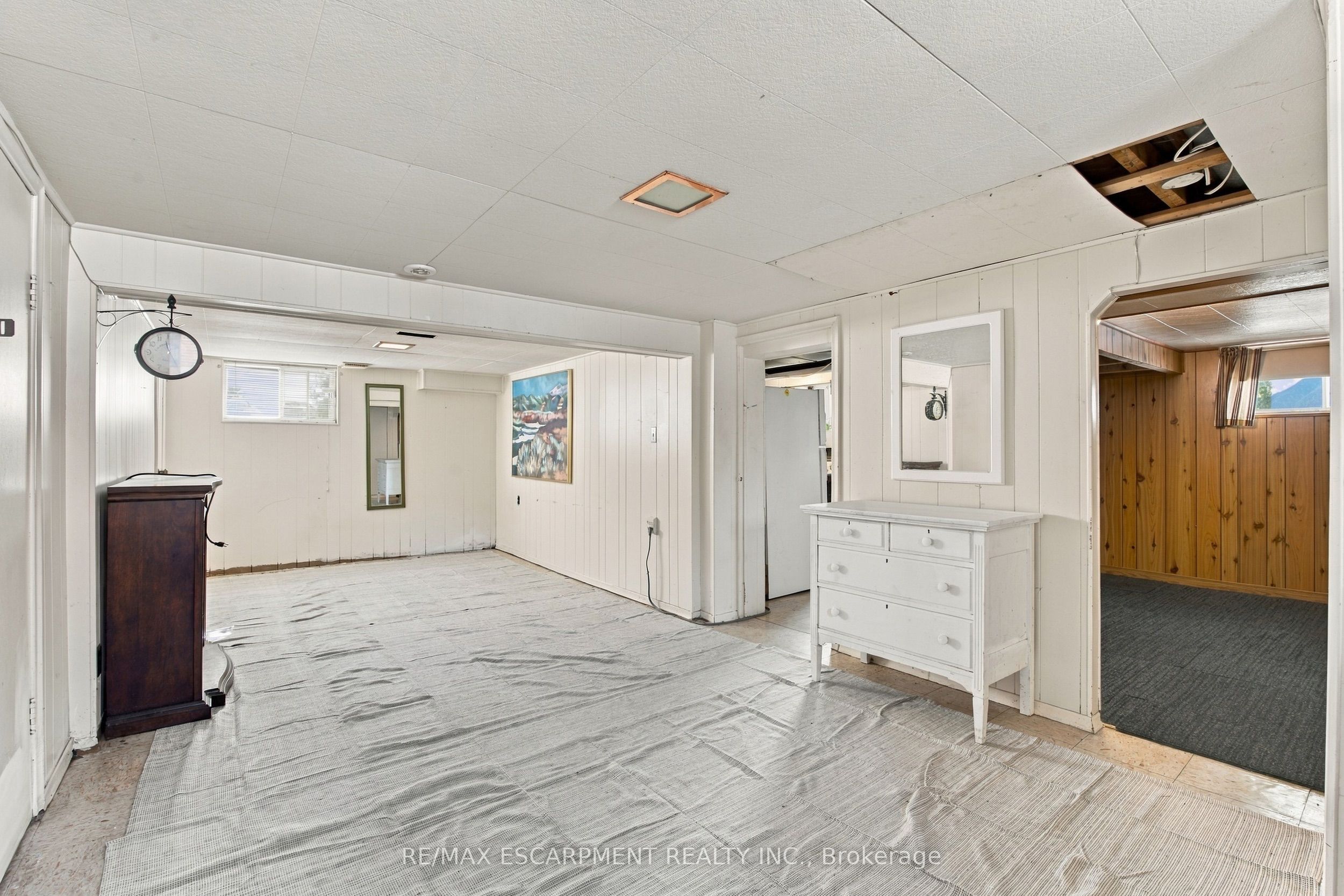 1054 Glendor Avenue Property Photo 15