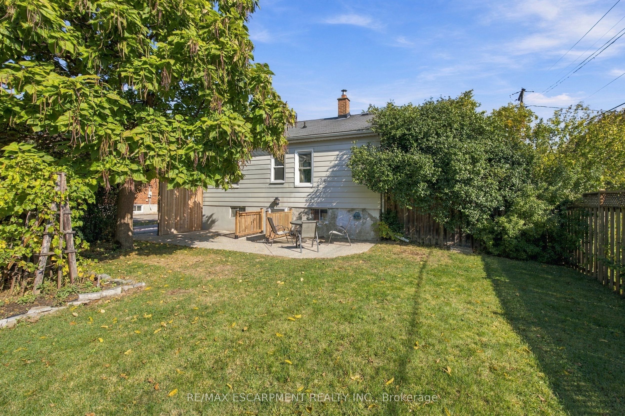 1054 Glendor Avenue Property Photo 25