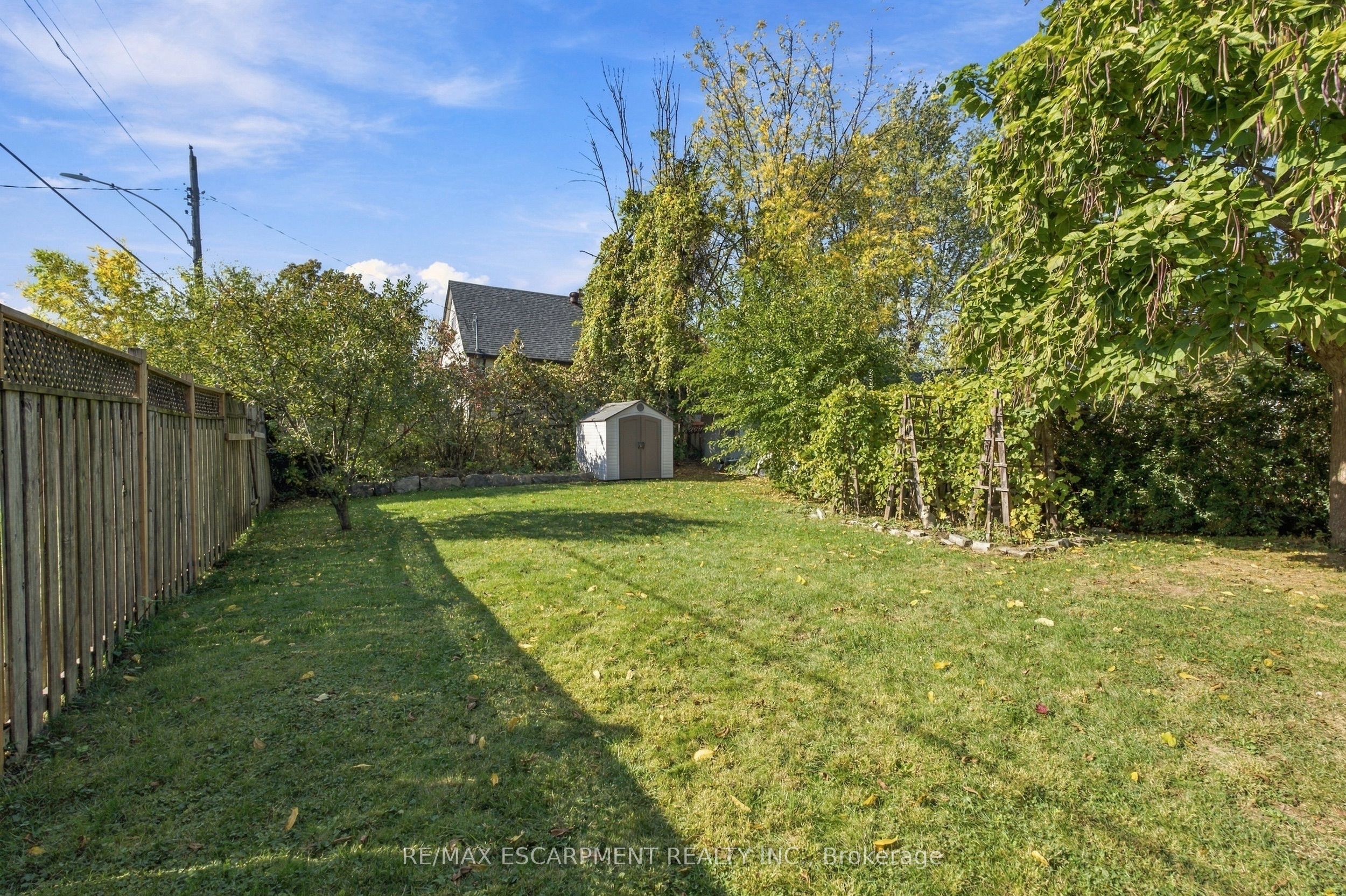 1054 Glendor Avenue Property Photo 26