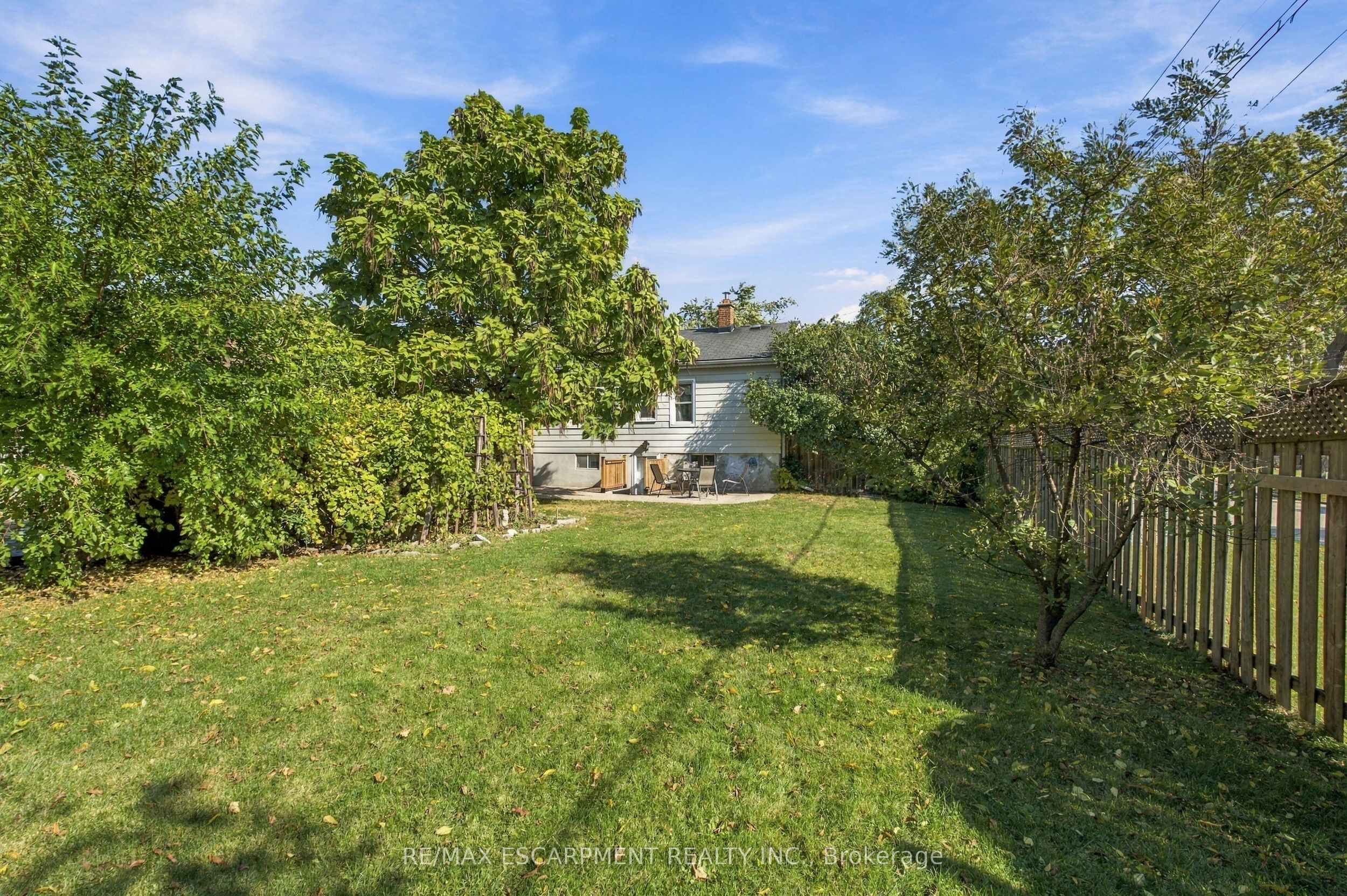 1054 Glendor Avenue Property Photo 27