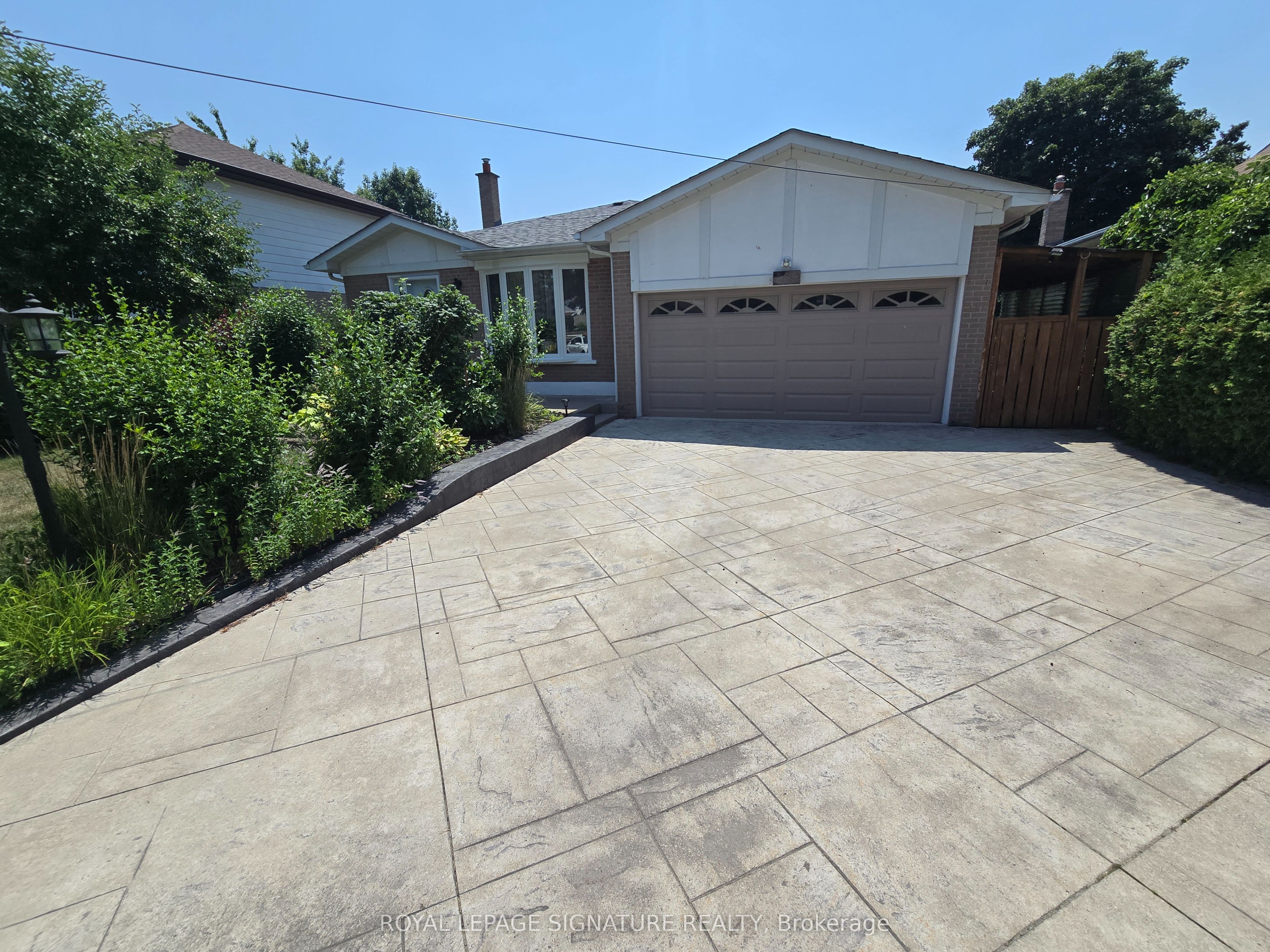 285 Fiona Terrace Bsmt Property Photo 1