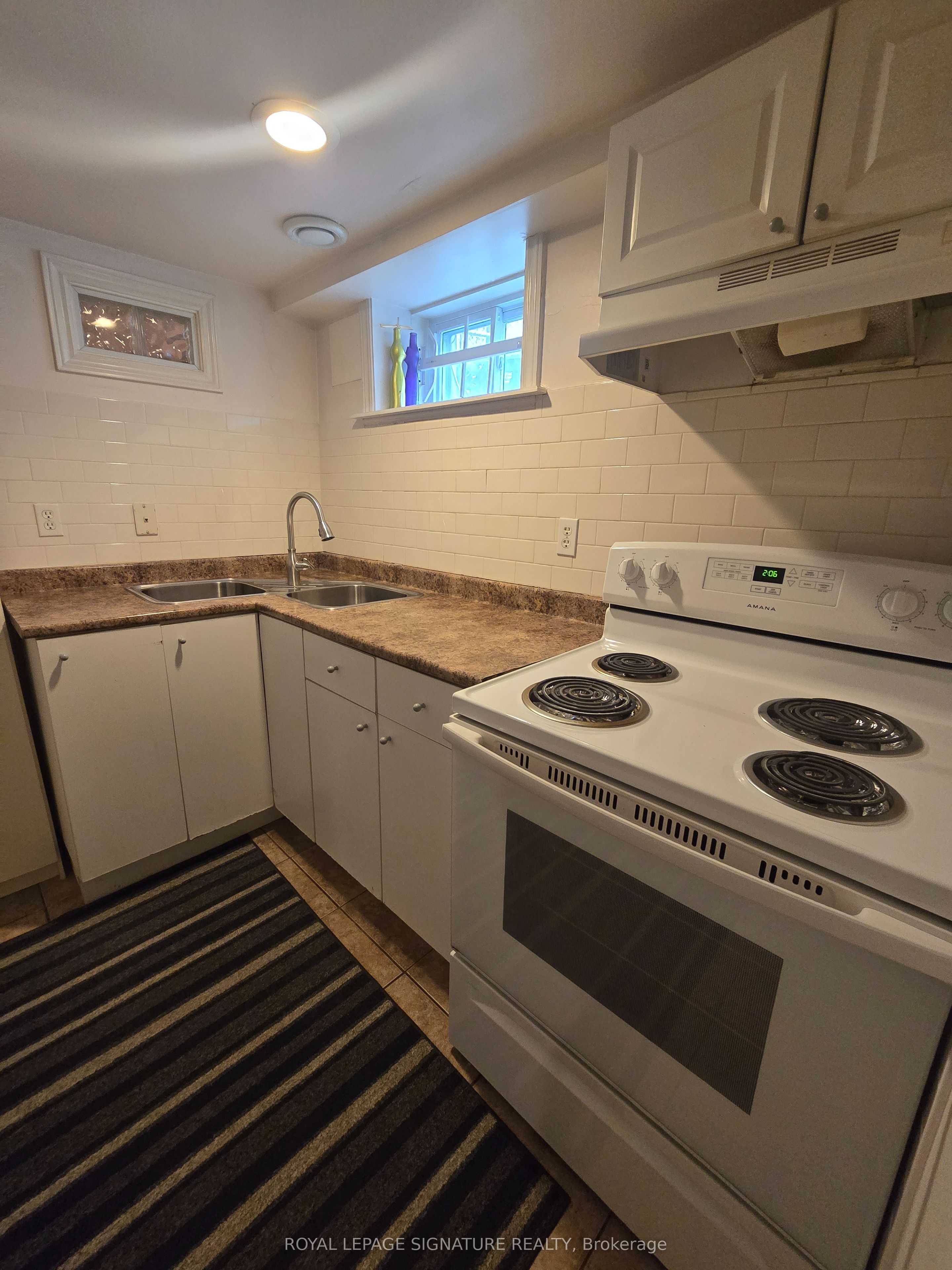 285 Fiona Terrace Bsmt Property Photo 7