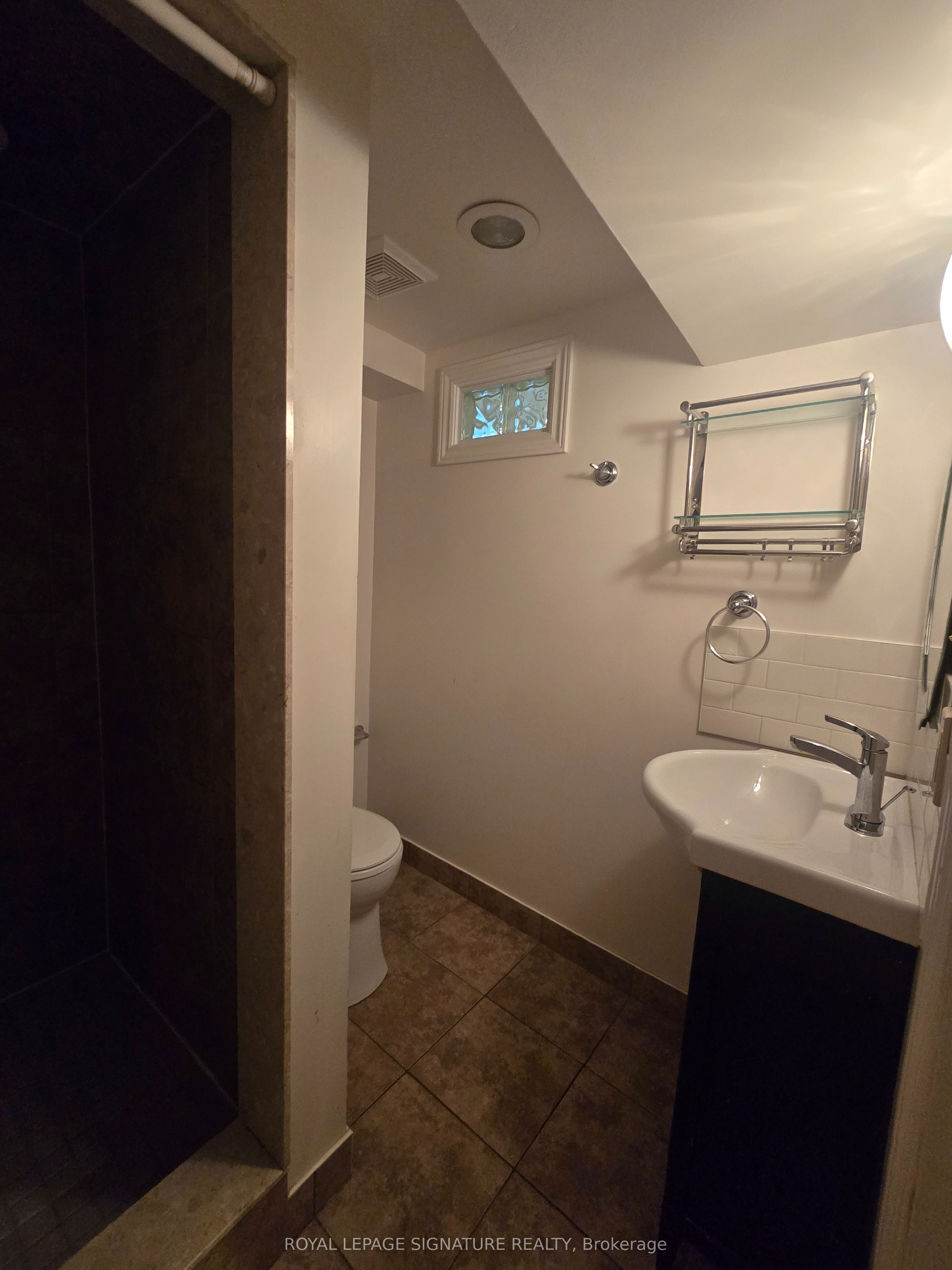 285 Fiona Terrace Bsmt Property Photo 14