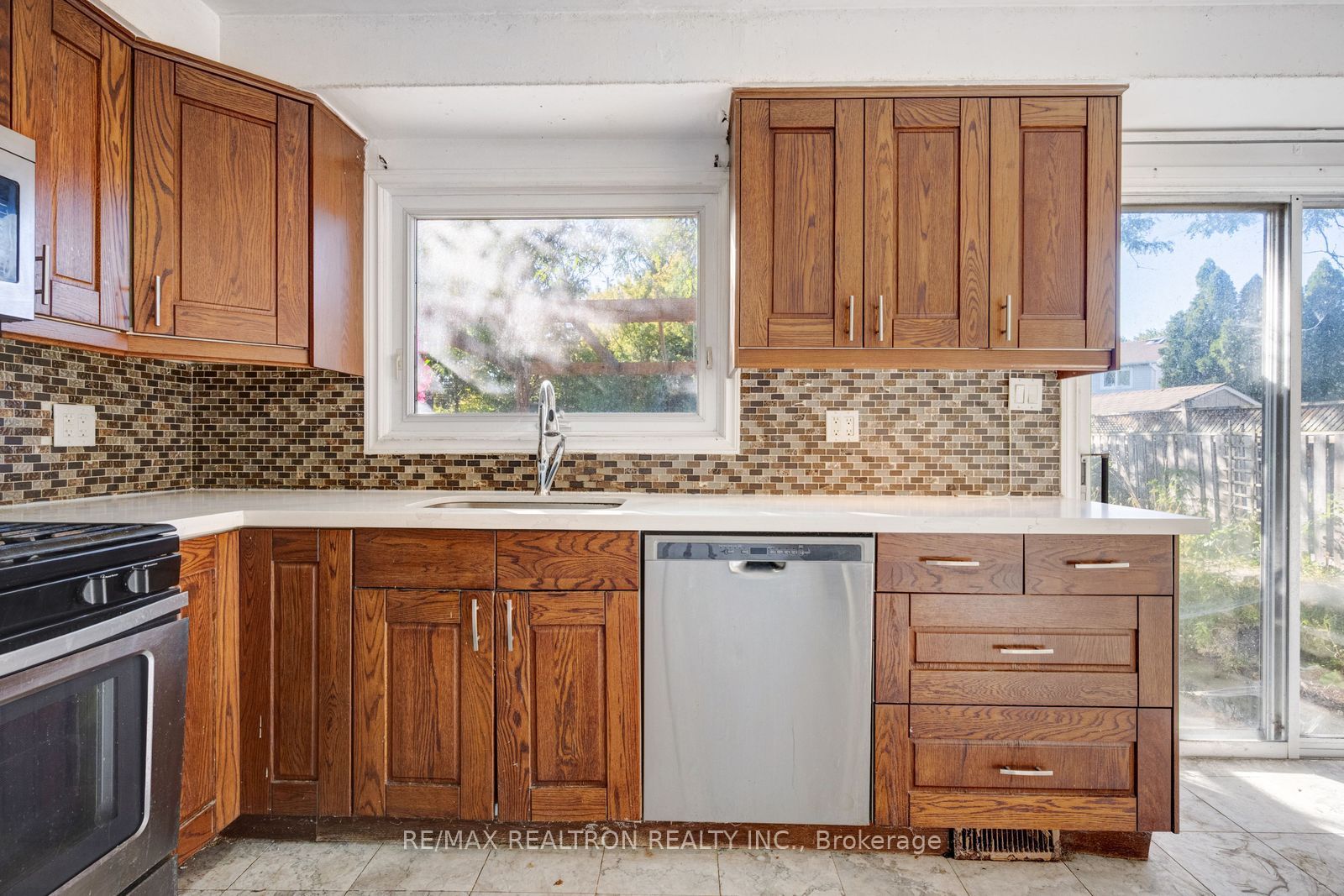 6446 Chaumont Crescent Property Photo 12