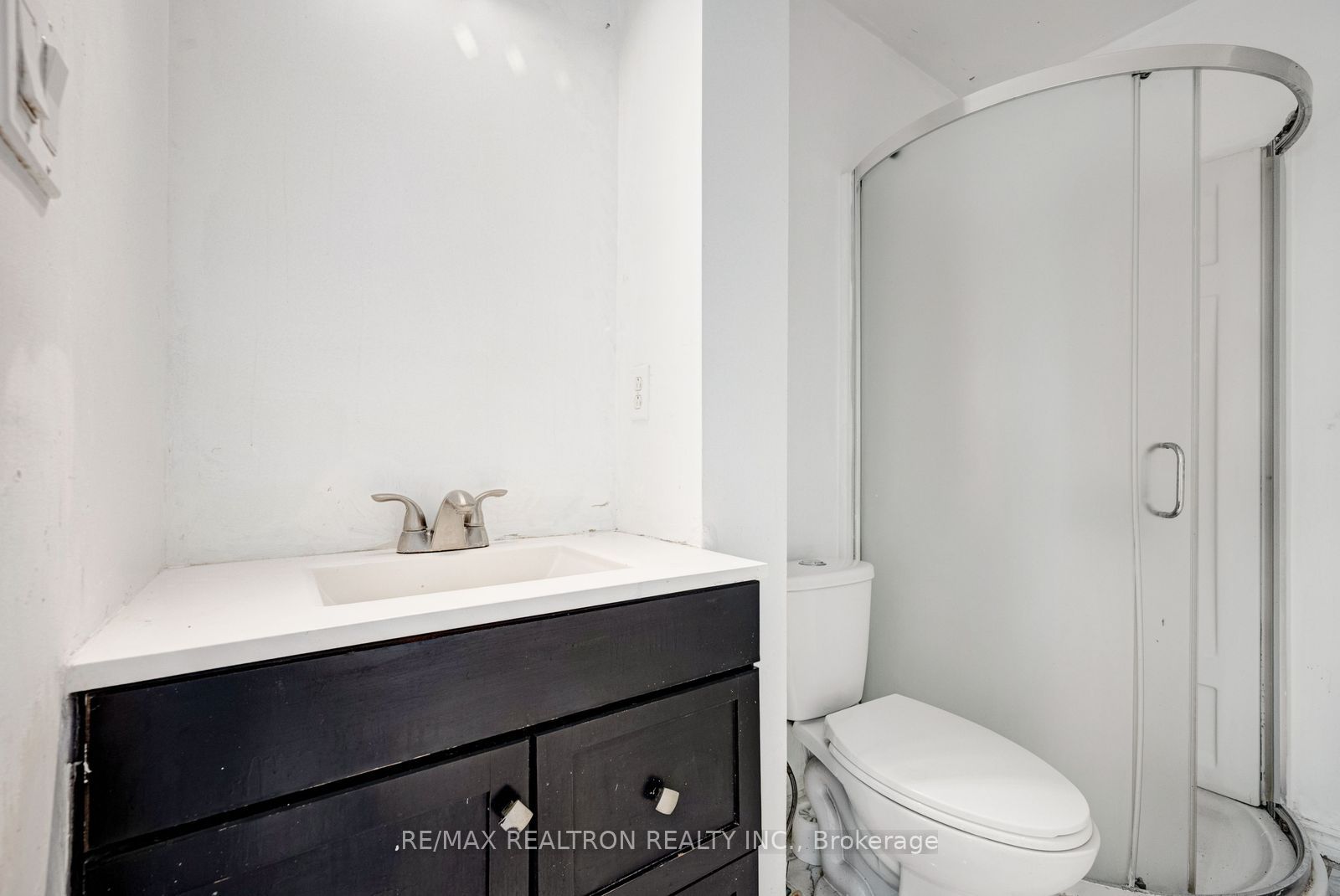 6446 Chaumont Crescent Property Photo 31