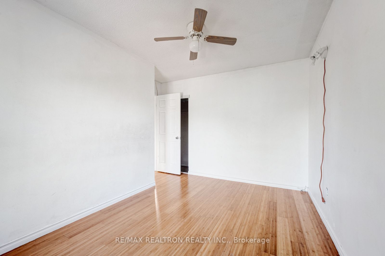 6446 Chaumont Crescent Property Photo 33
