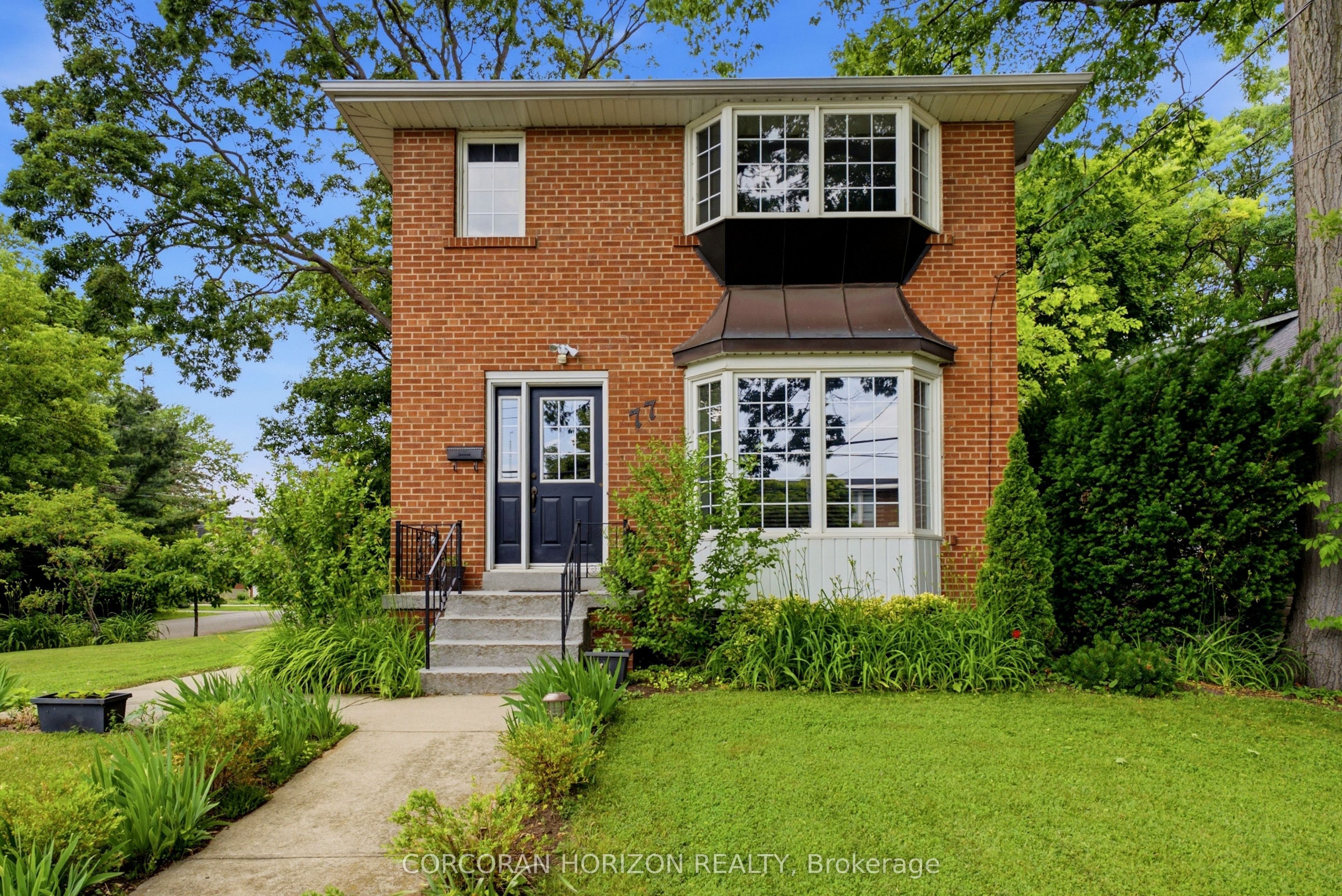 77 Mineola Road E Property Photo 2