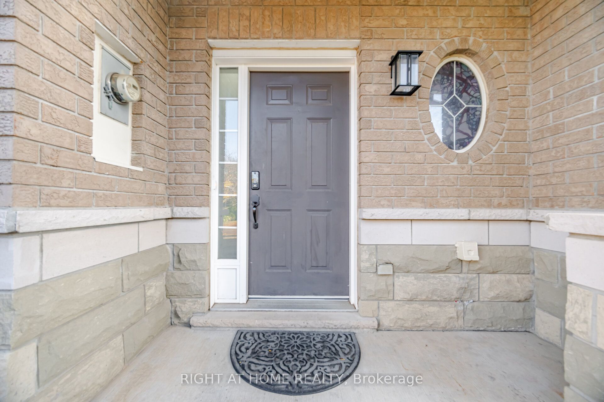 4089 Medland Drive Property Photo 5