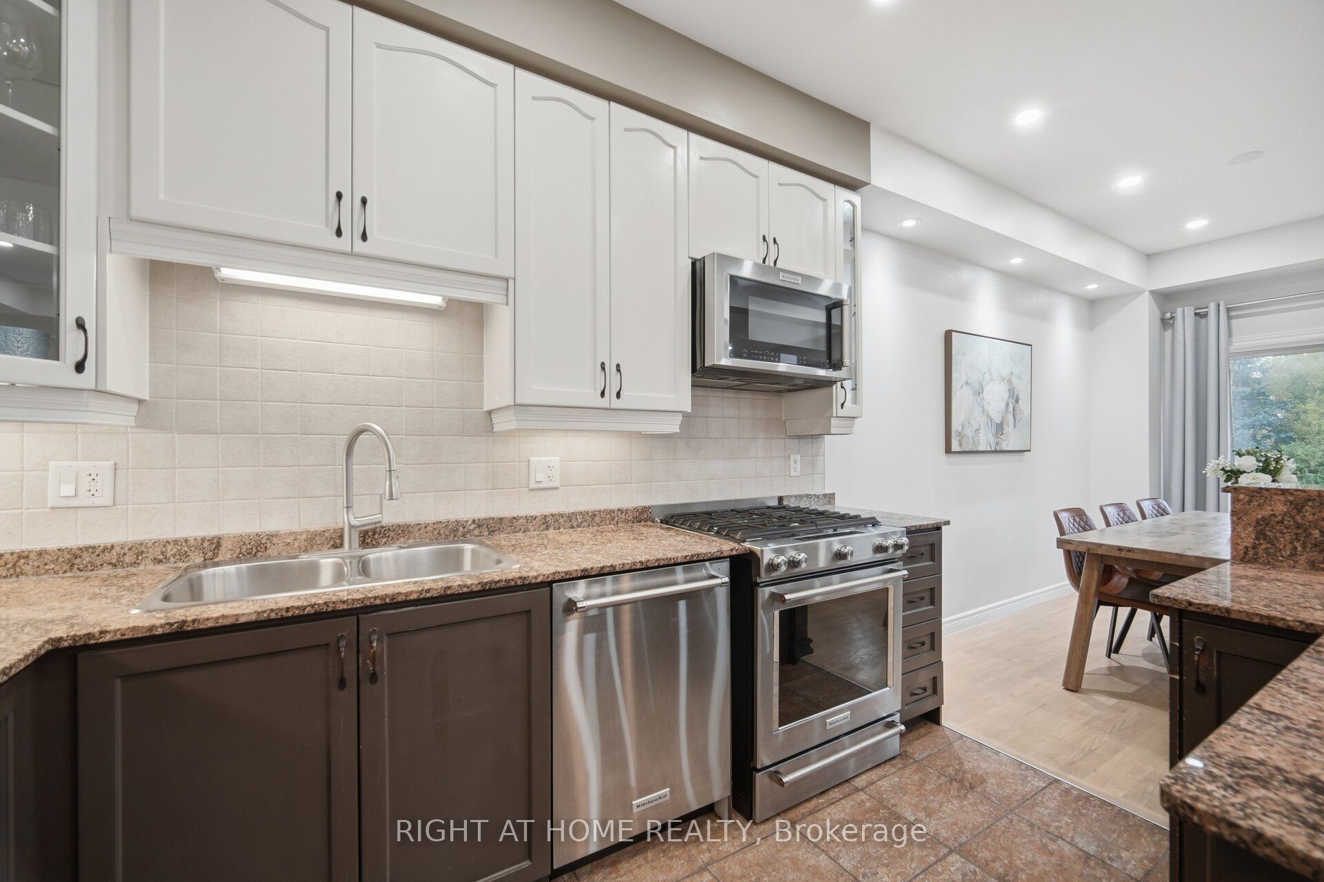 4089 Medland Drive Property Photo 18