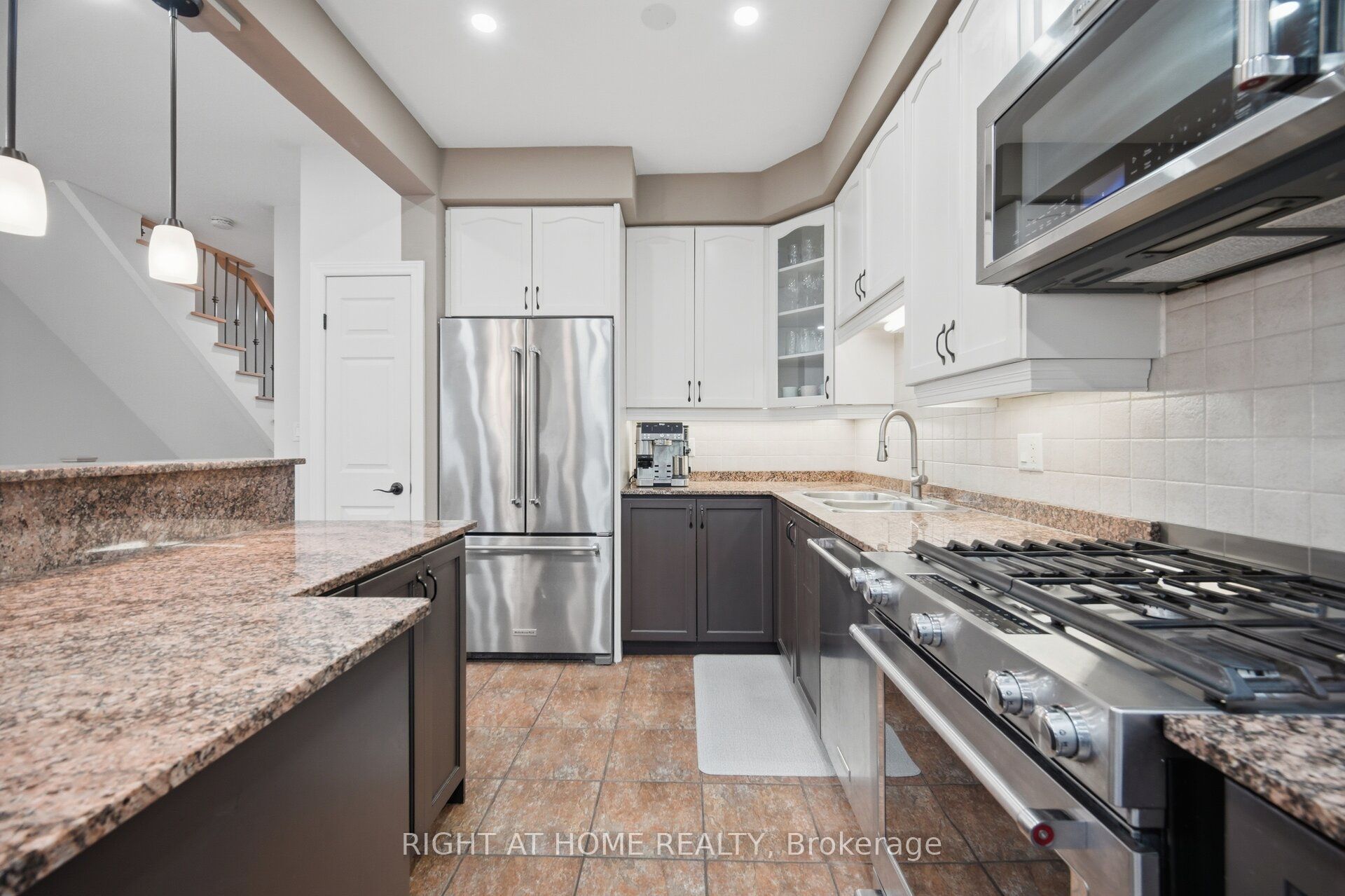 4089 Medland Drive Property Photo 20