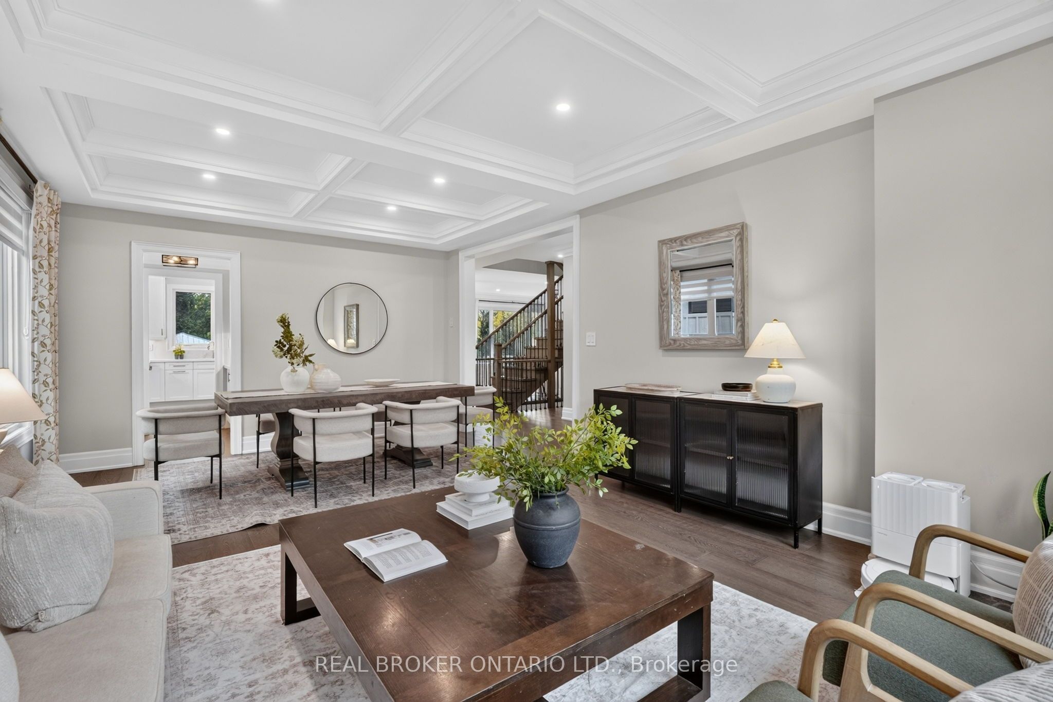 301 Martin Street Property Photo 10