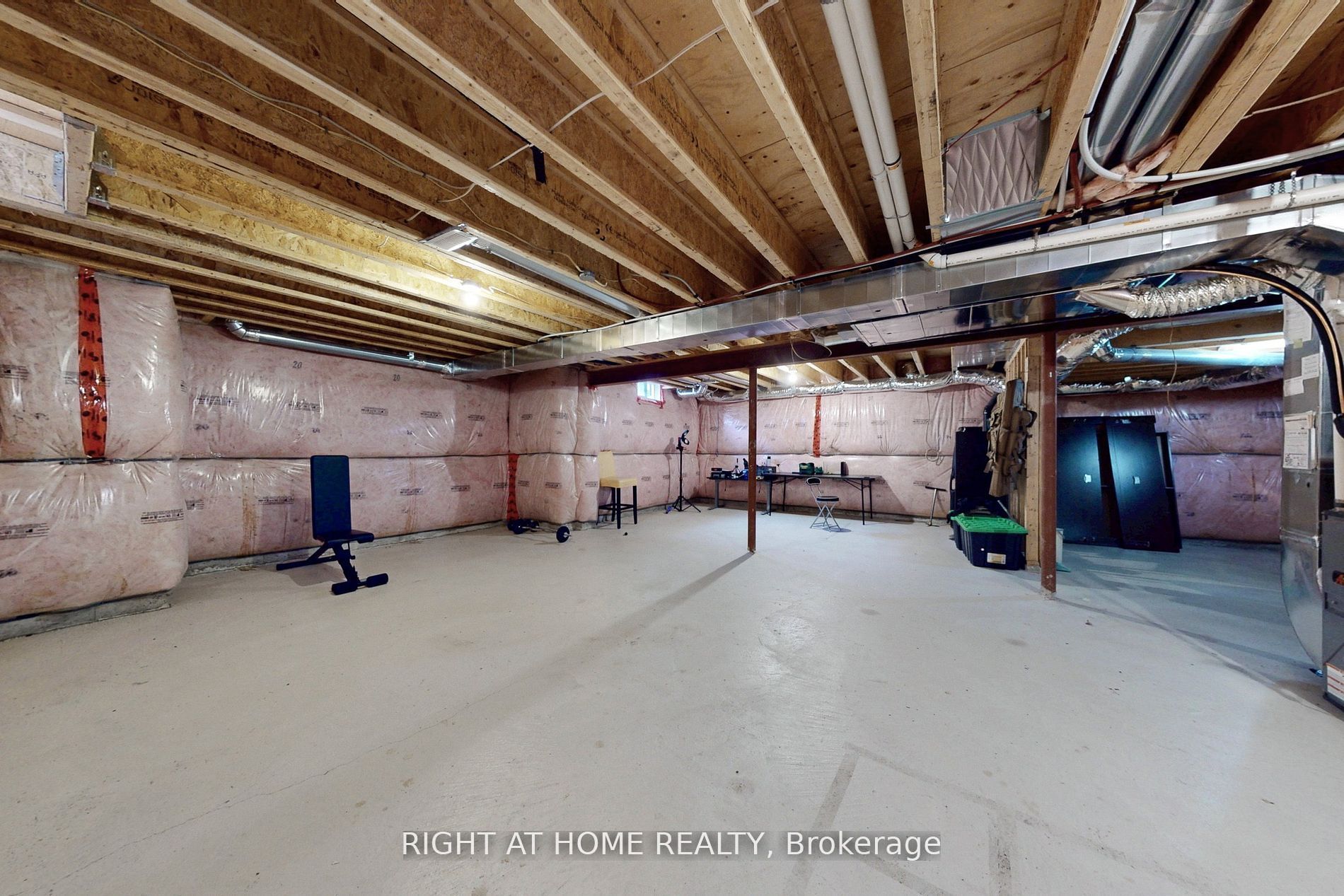 423 Grindstone Trail Property Photo 42