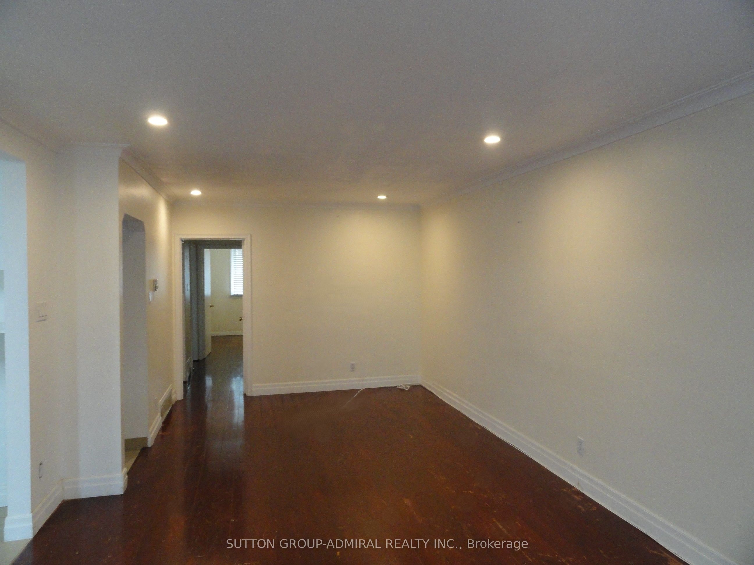 23 Chalkfarm Dr Drive Property Photo 6