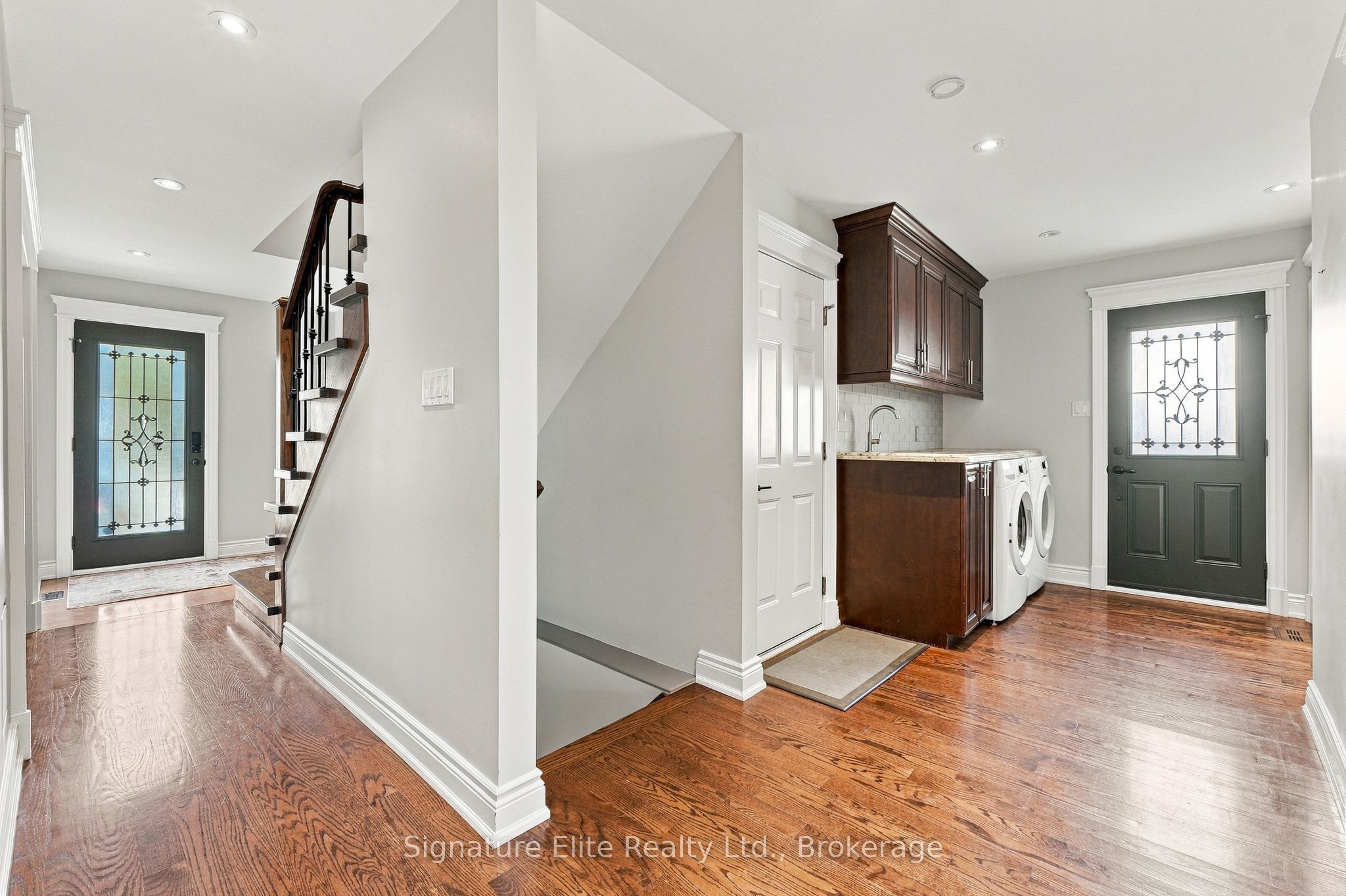 190 Longwood Drive Property Photo 14