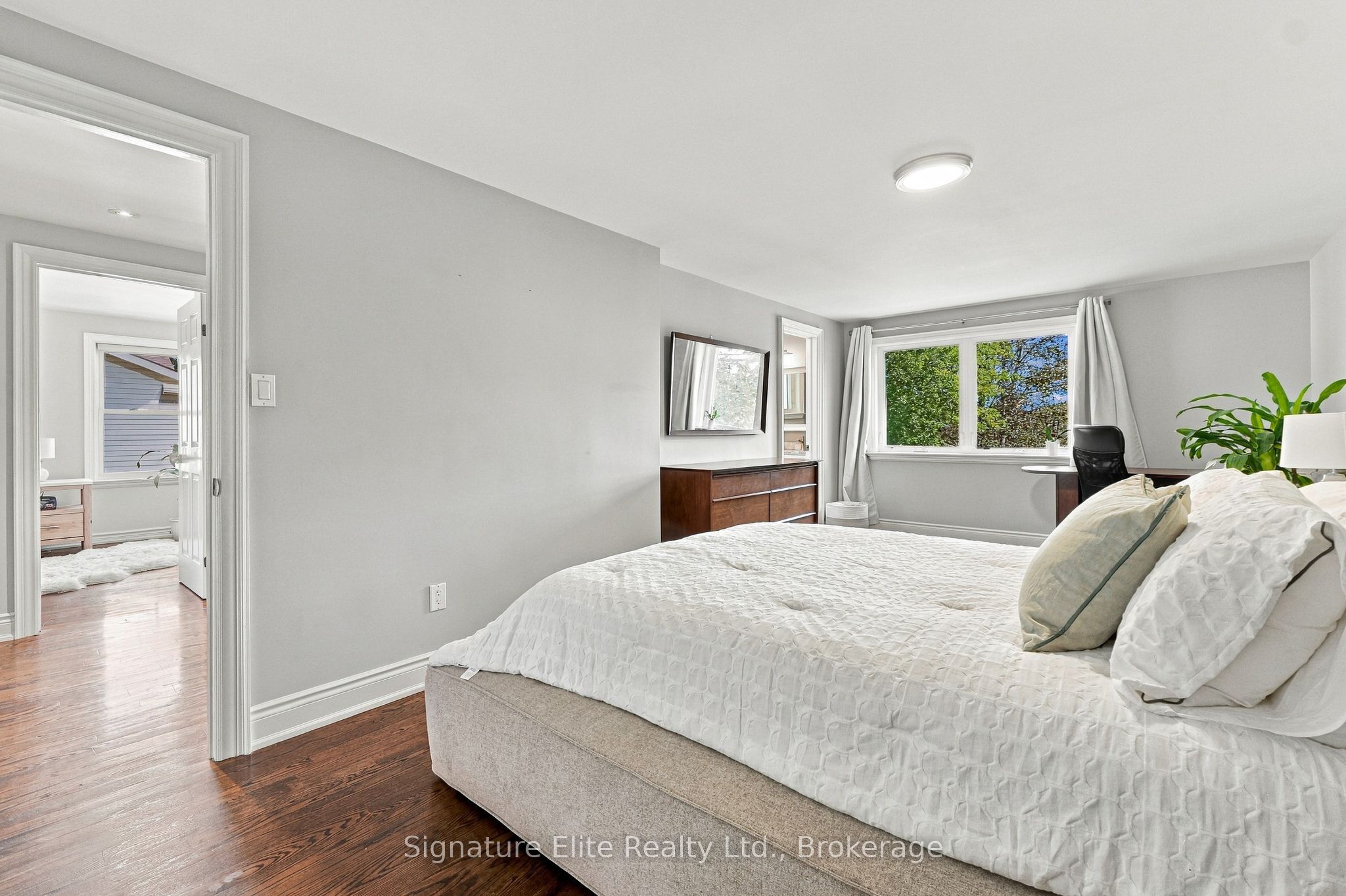 190 Longwood Drive Property Photo 20