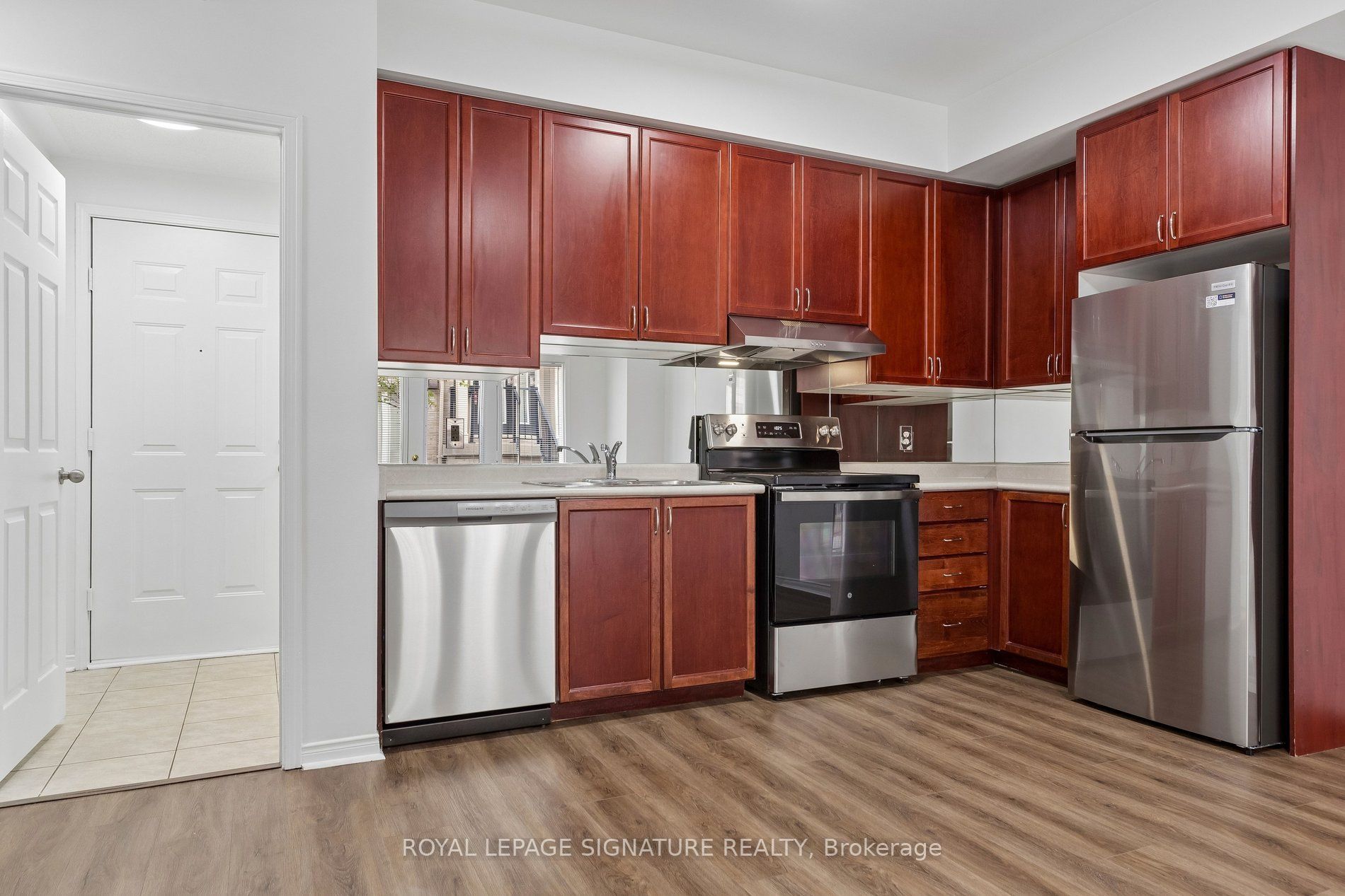 5035 Oscar Peterson Boulevard 41 Property Photo 6
