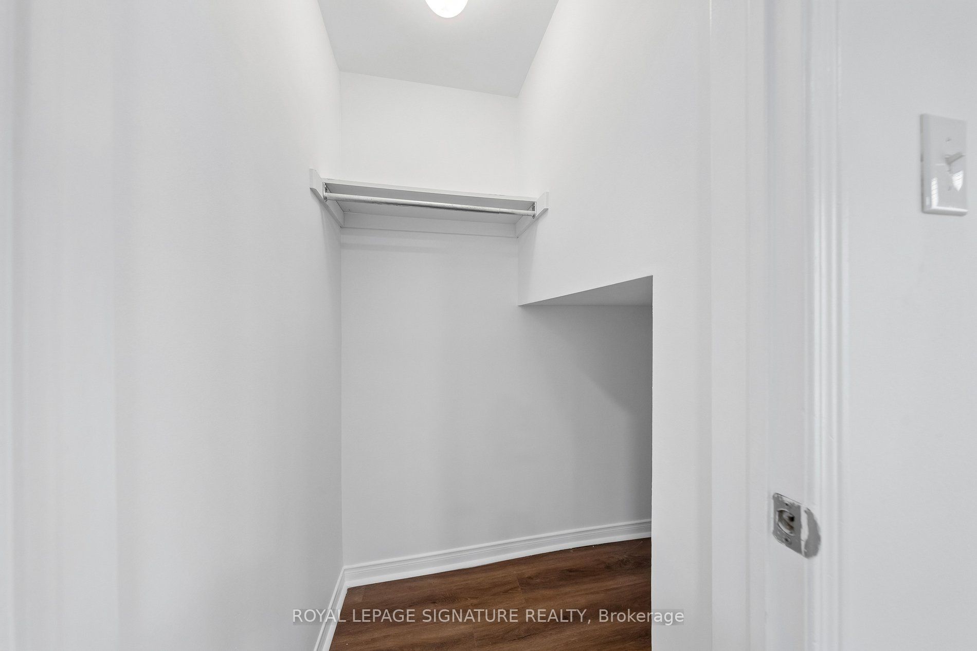 5035 Oscar Peterson Boulevard 41 Property Photo 16