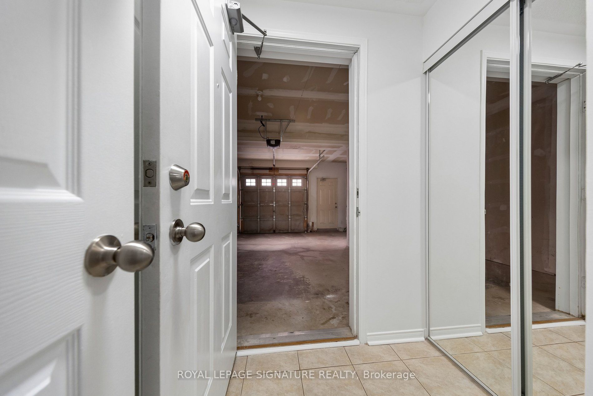 5035 Oscar Peterson Boulevard 41 Property Photo 19