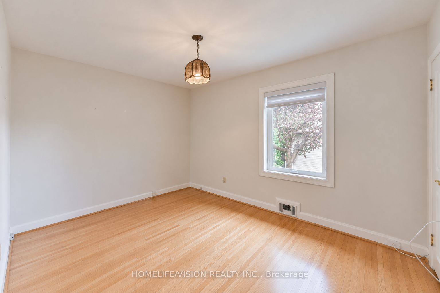 11 Larstone Avenue Property Photo 19
