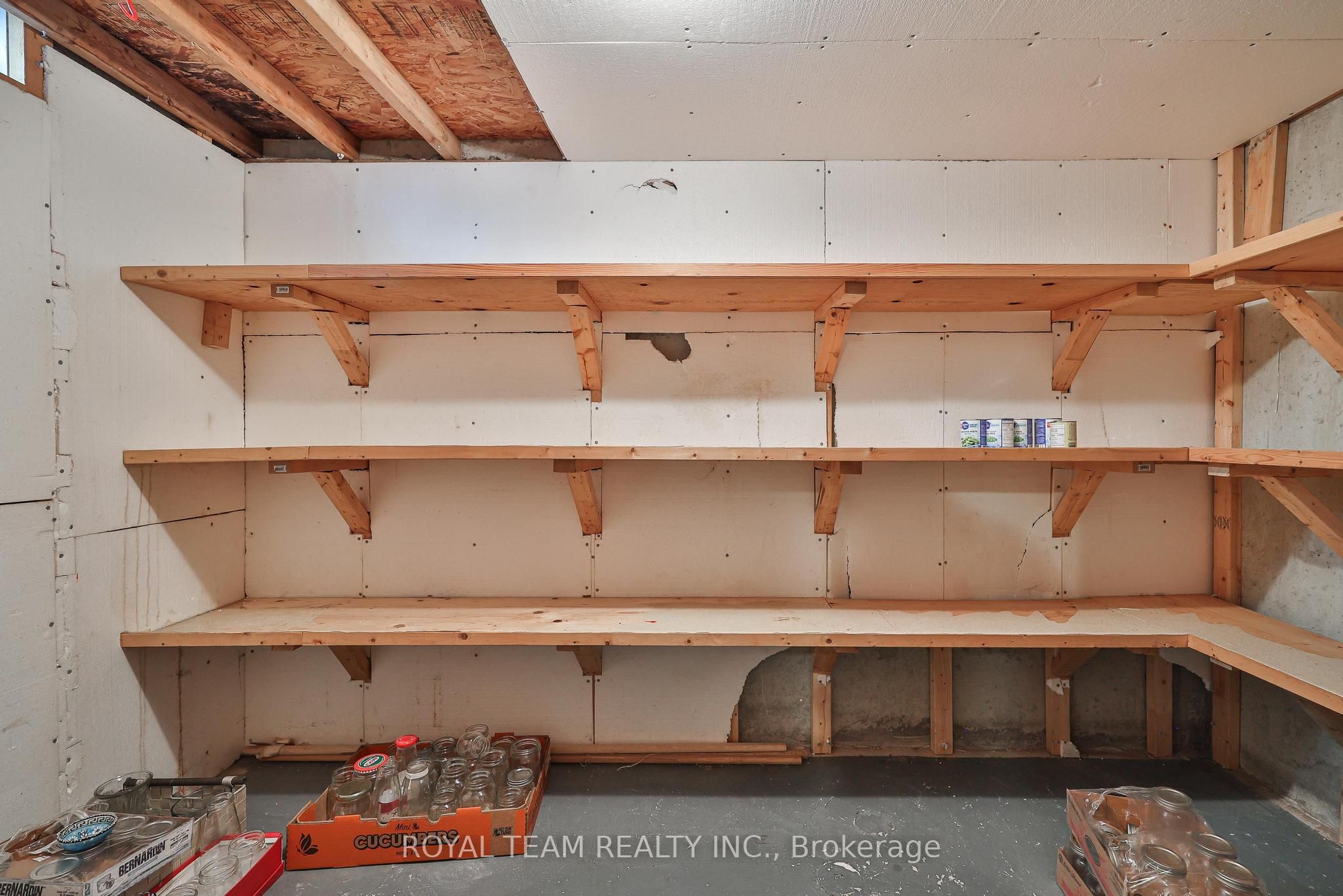 40 Emily Carr Crescent Property Photo 31