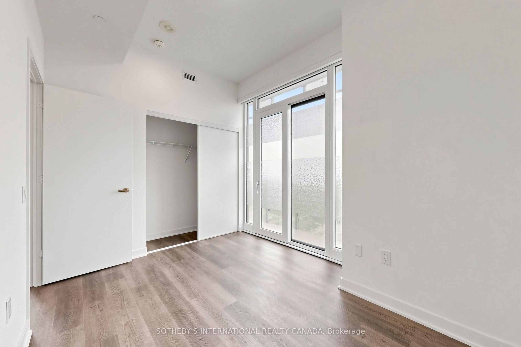 3900 Confederation Parkway 1809 Property Photo 19