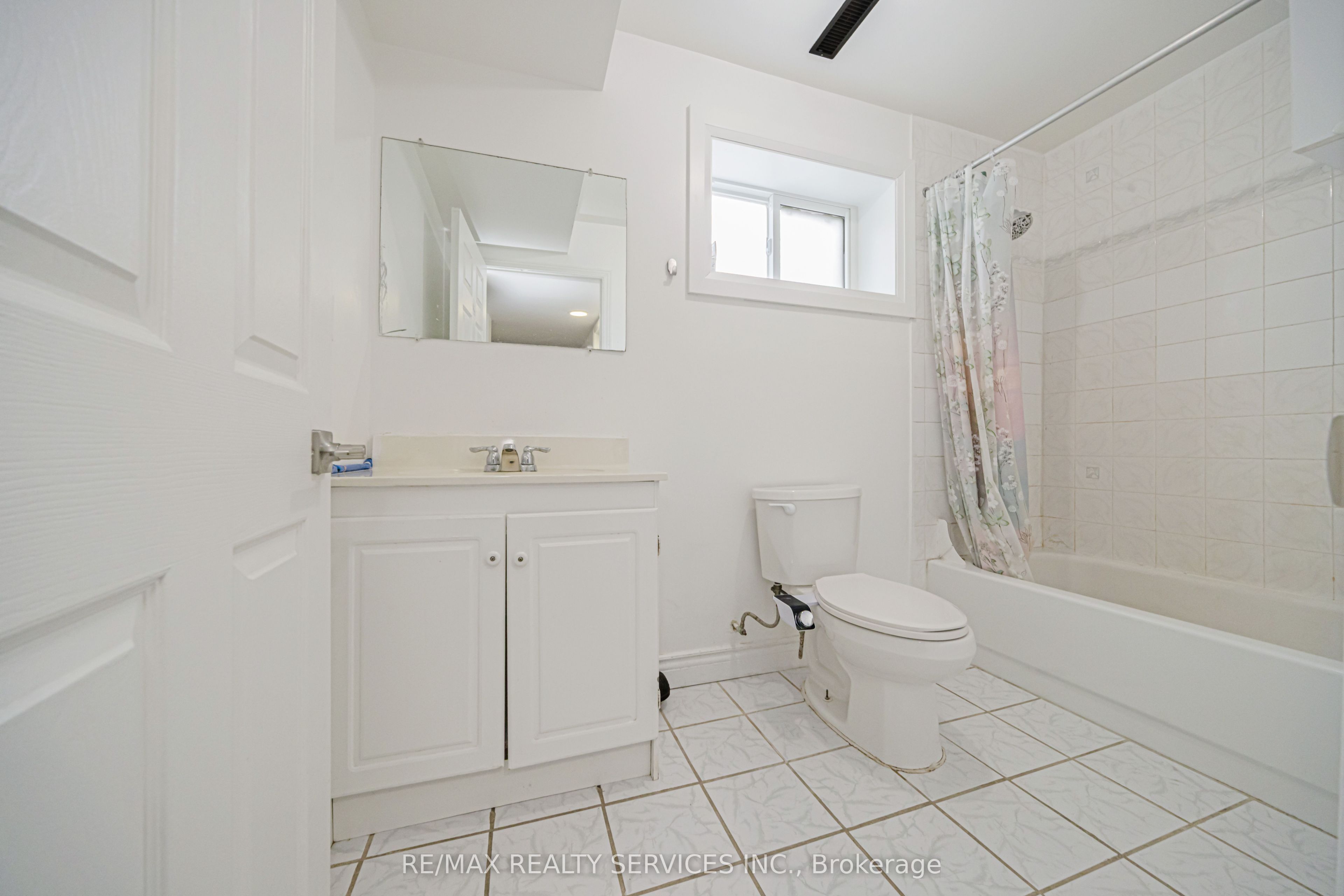 19 Wayne Nicol Drive Property Photo 46