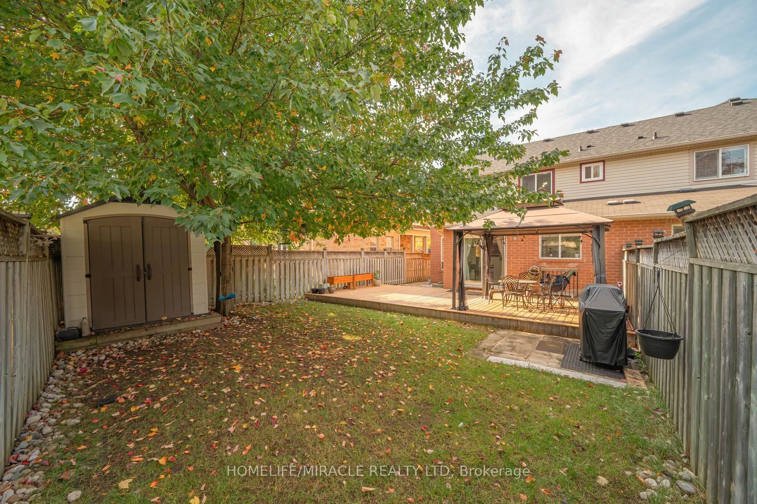 1552 Harwood Drive Property Photo 46