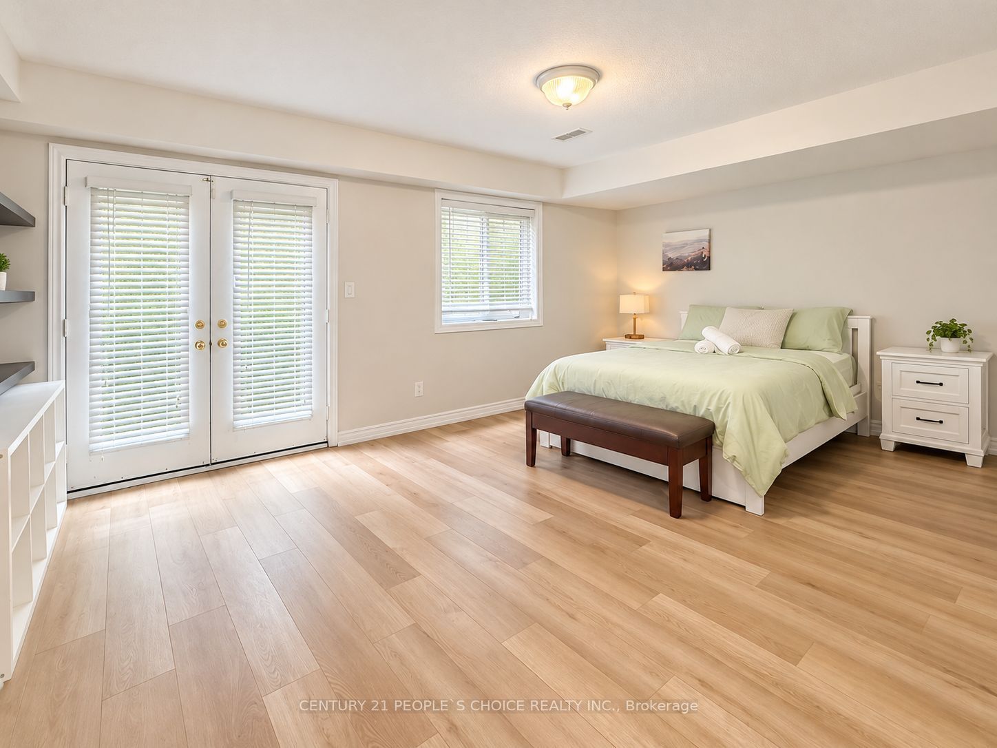 230 Paisley Boulevard W 24 Property Photo 22