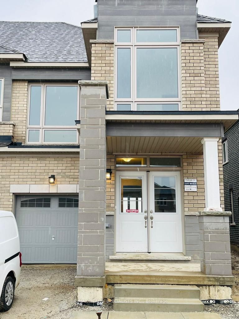 20 Donald Ficht Crescent Main & 2nd Property Photo 1