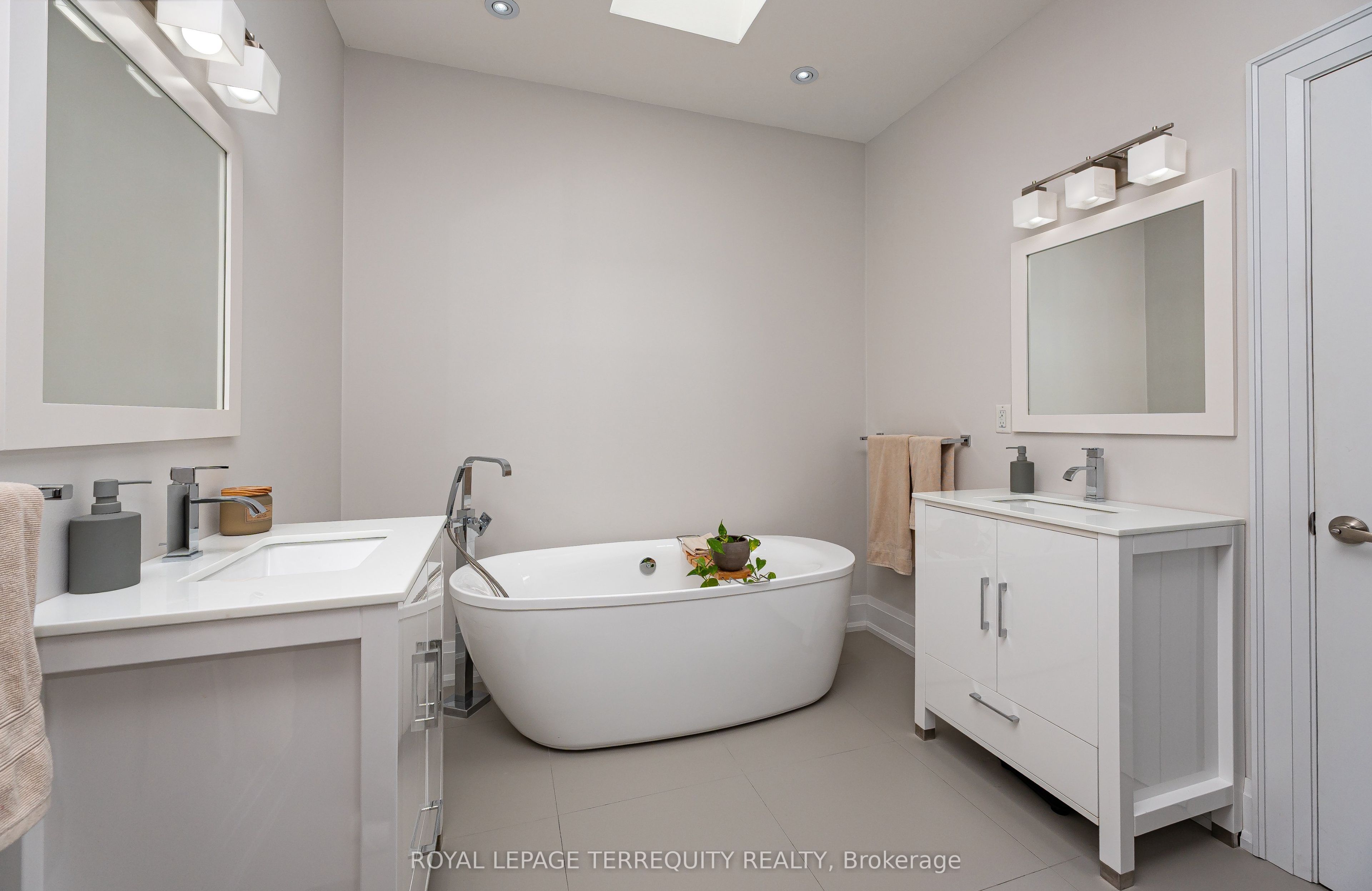 151 Brookside Avenue Property Photo 14