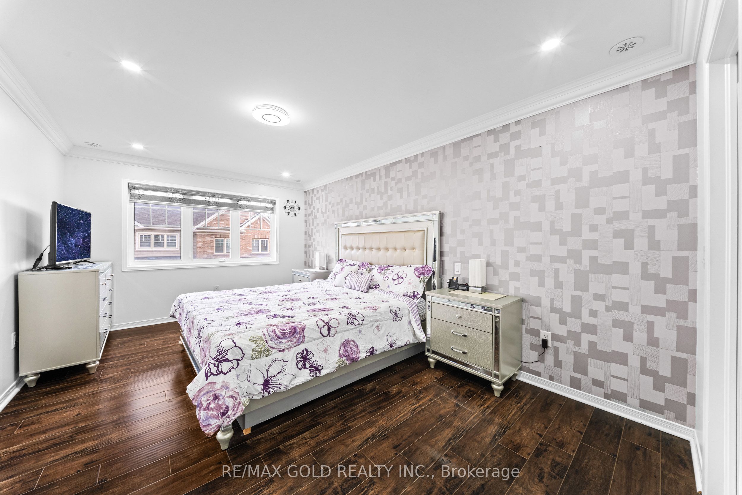 35 Davenhill Road Property Photo 10